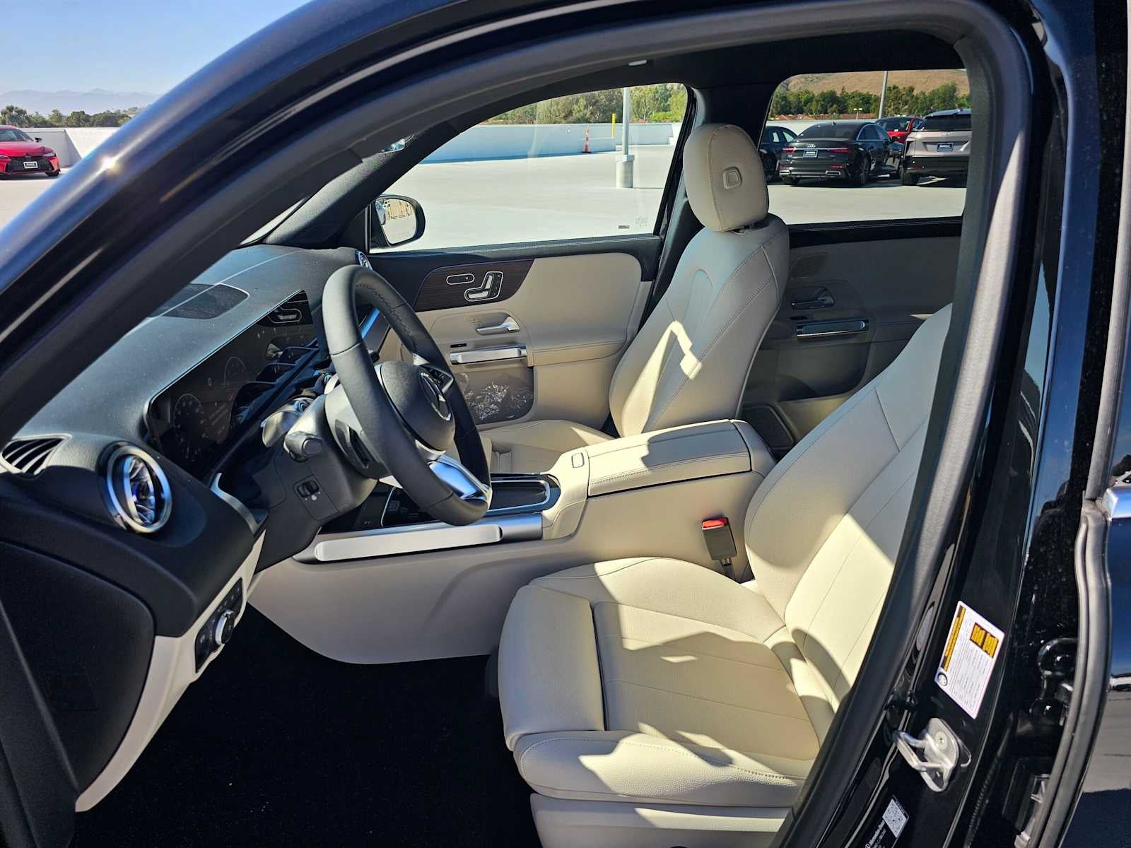 2026 Mercedes-Benz GLB 250 4MATIC® SUV