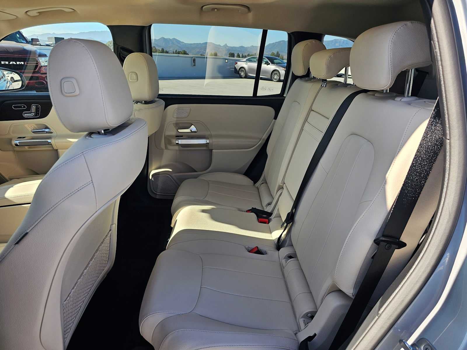 2026 Mercedes-Benz GLB 250 4MATIC® SUV