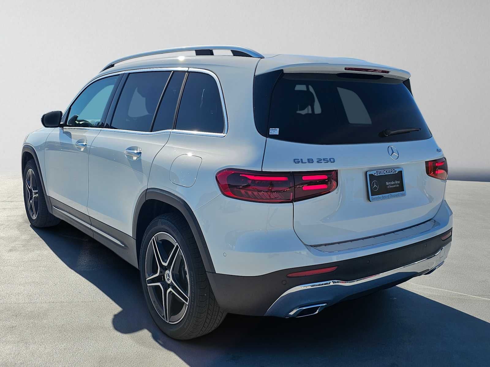 2026 Mercedes-Benz GLB 250 4MATIC® SUV