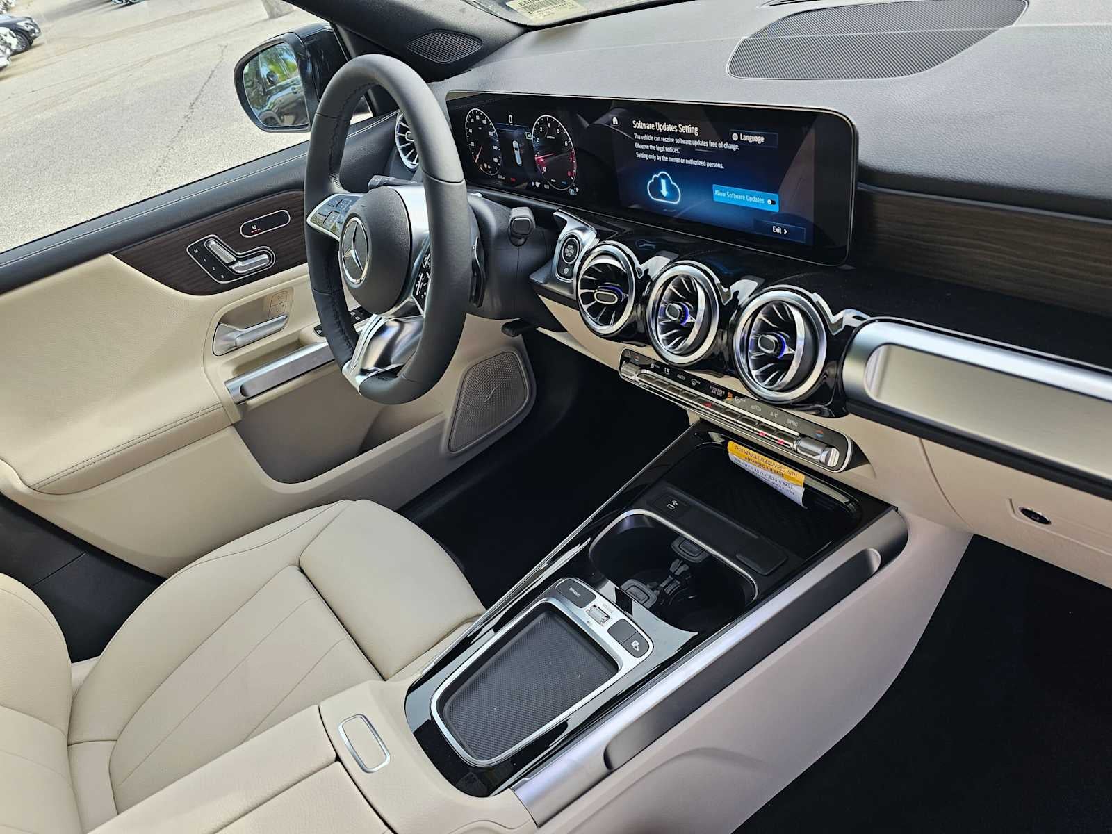 2026 Mercedes-Benz GLB 250 4MATIC® SUV