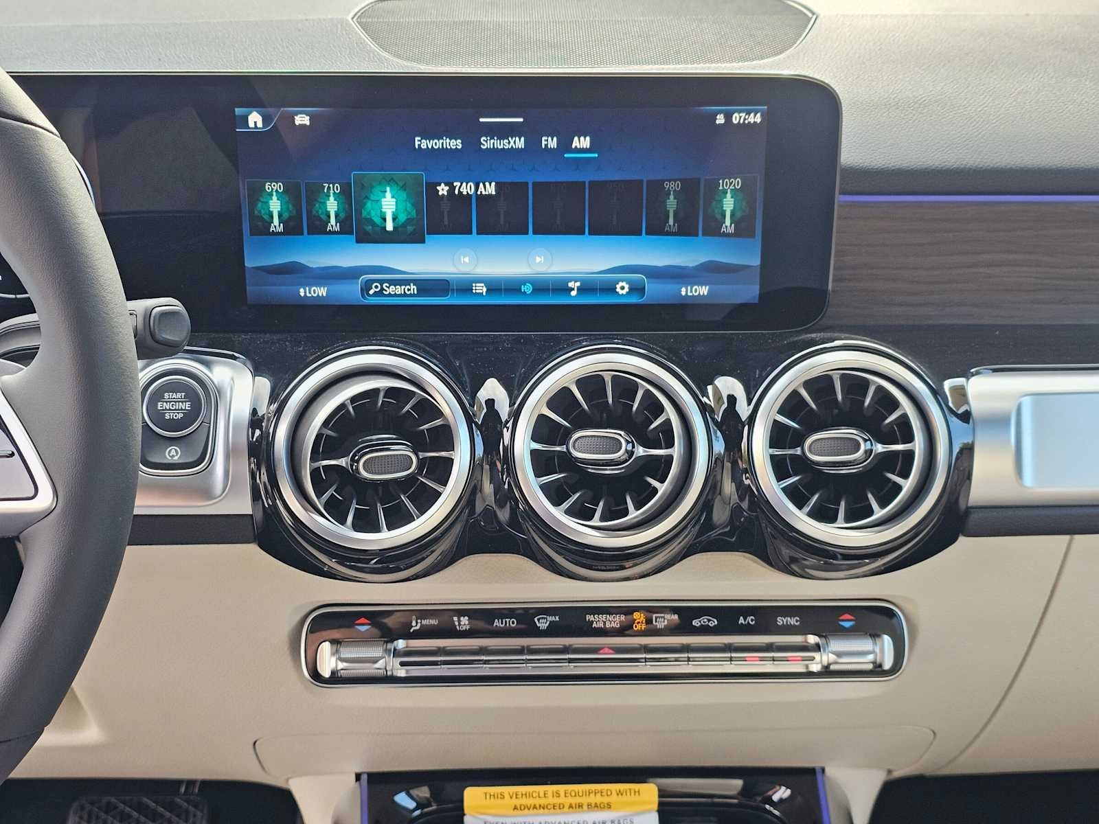 2026 Mercedes-Benz GLB 250 4MATIC® SUV