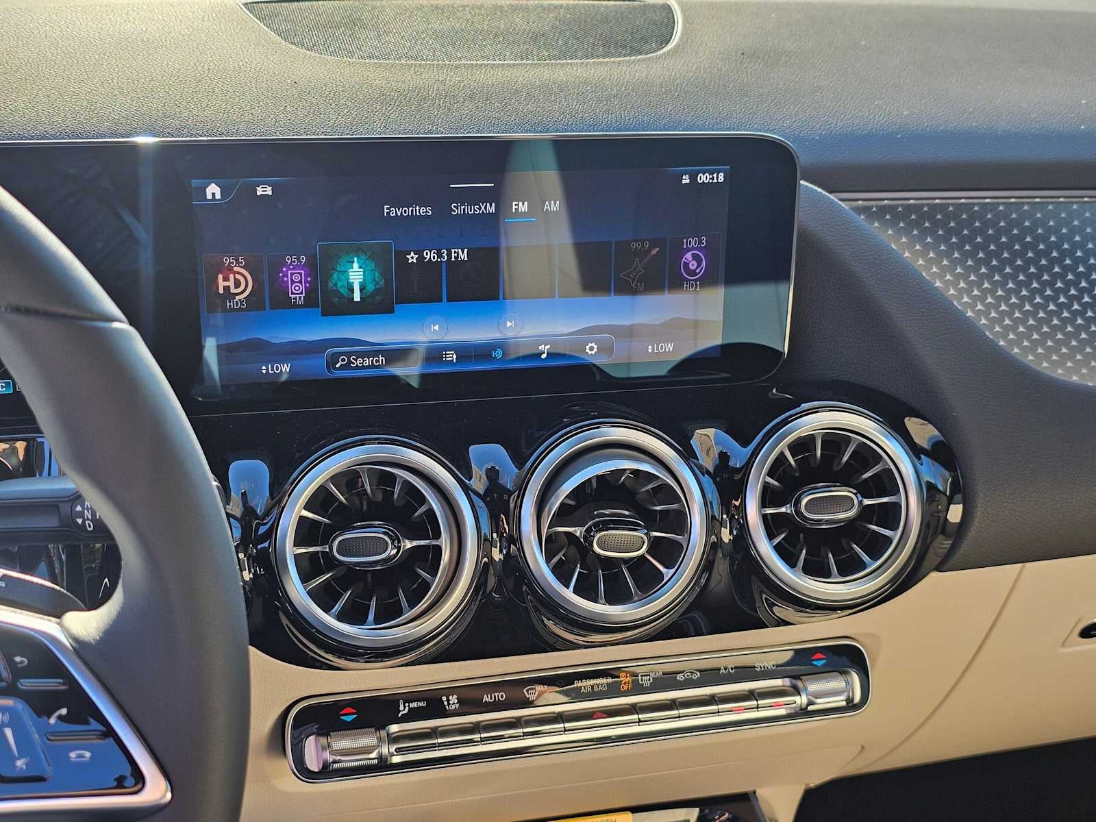 2026 Mercedes-Benz GLA 250 SUV
