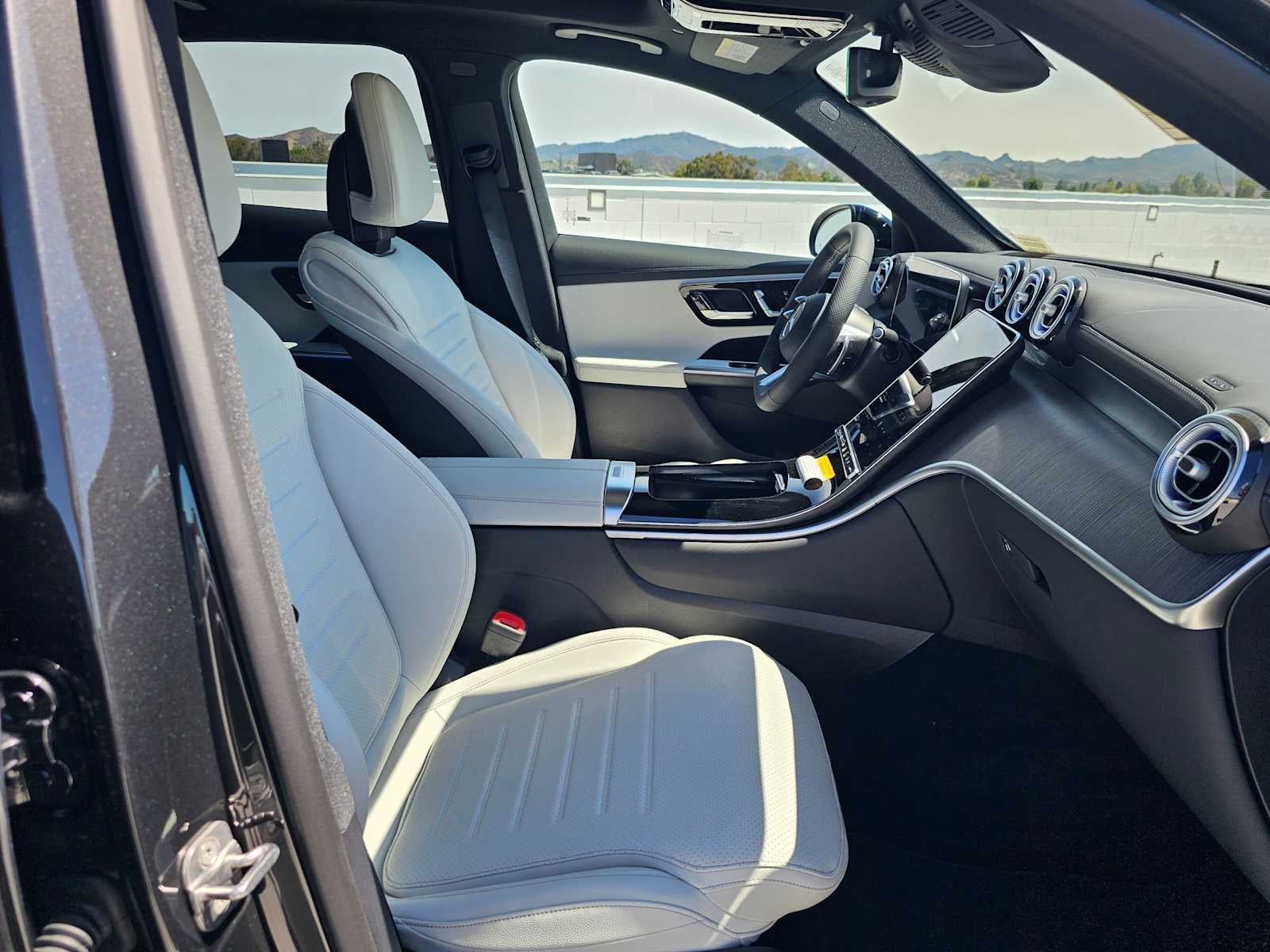2027 Mercedes-Benz GLC 300 SUV