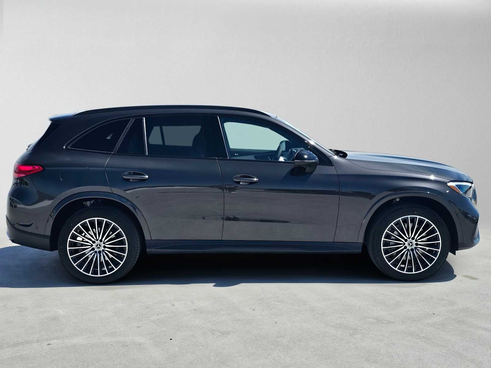 2027 Mercedes-Benz GLC 300 SUV