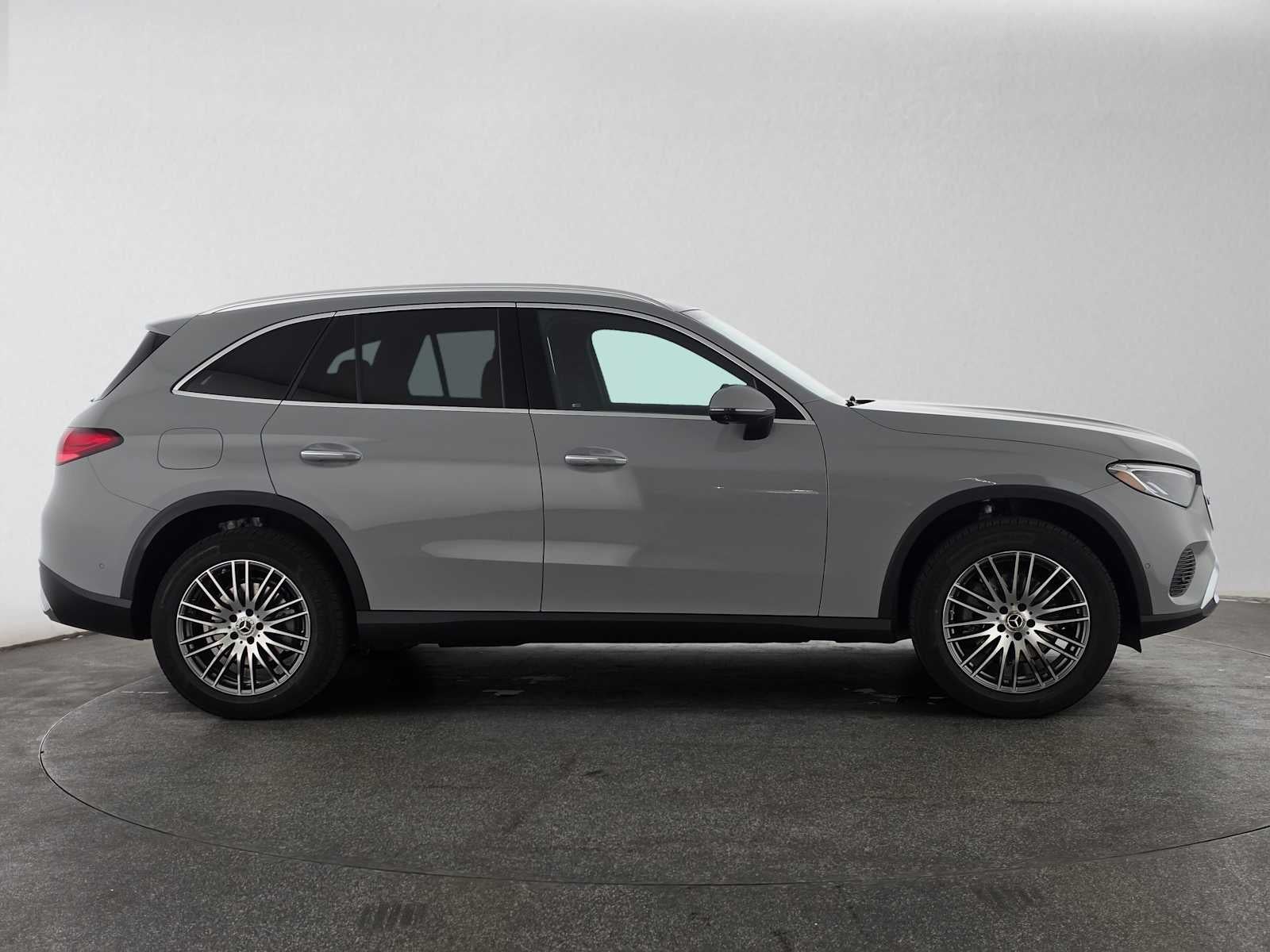 2027 Mercedes-Benz GLC 300 SUV