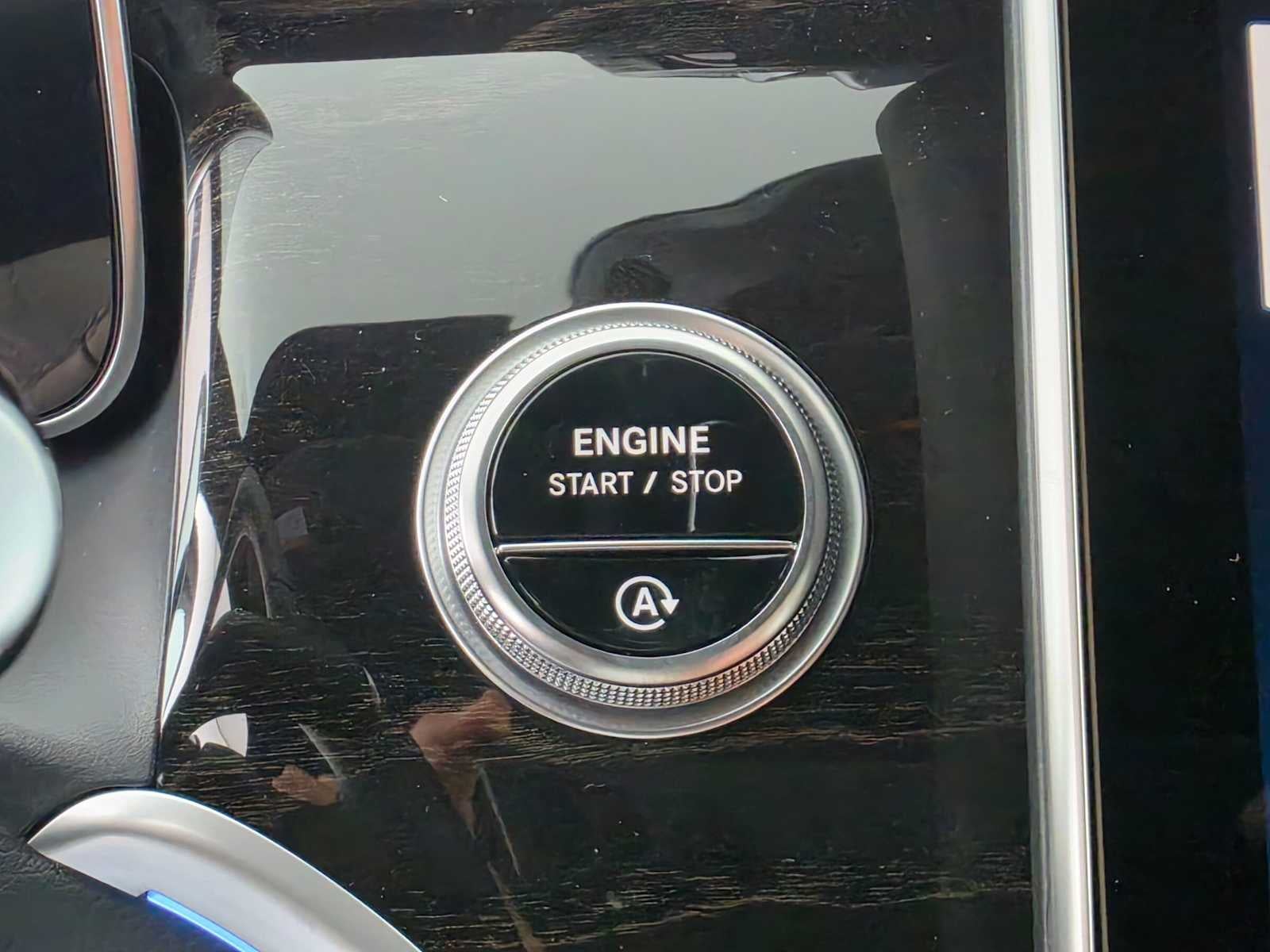2027 Mercedes-Benz GLC 300 SUV