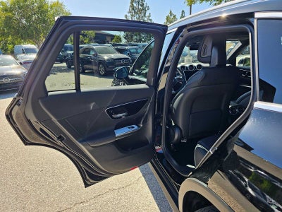 2026 Mercedes-Benz GLC 300 SUV