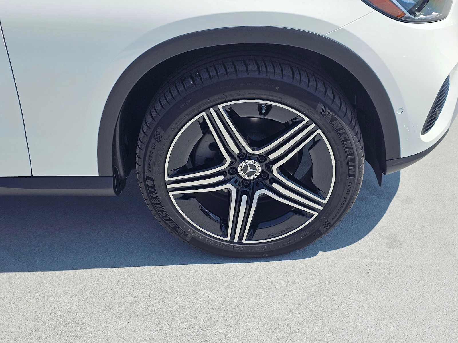 2026 Mercedes-Benz GLC 300 SUV
