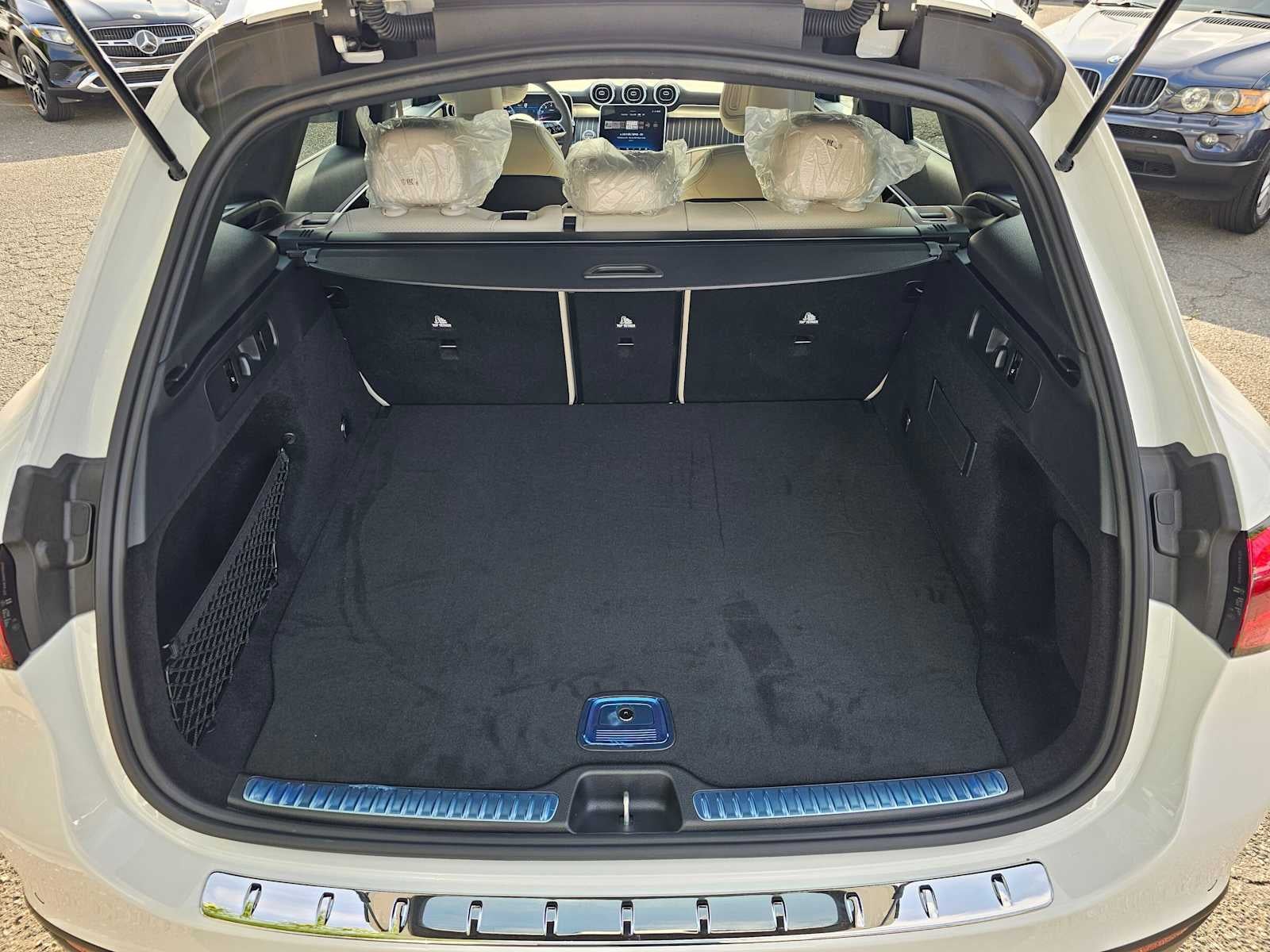 2026 Mercedes-Benz GLC 300 SUV