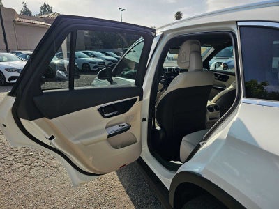 2026 Mercedes-Benz GLC 300 SUV
