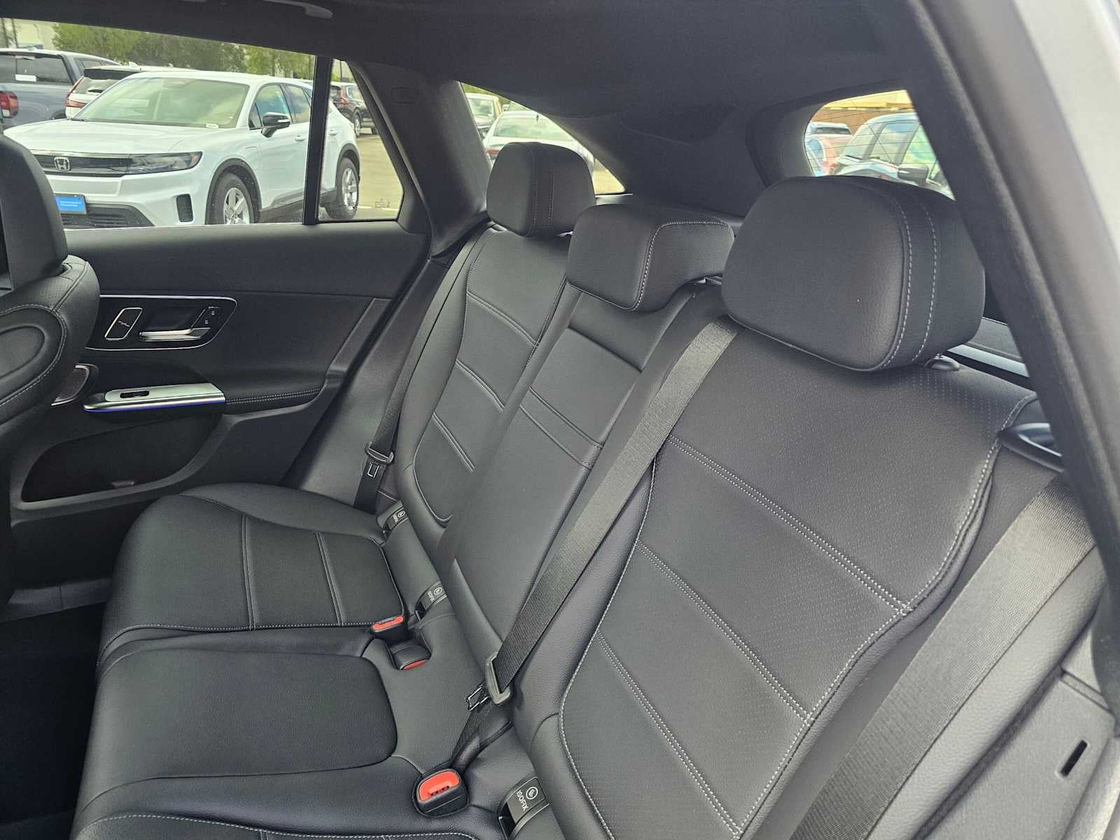 2027 Mercedes-Benz GLC 300 SUV