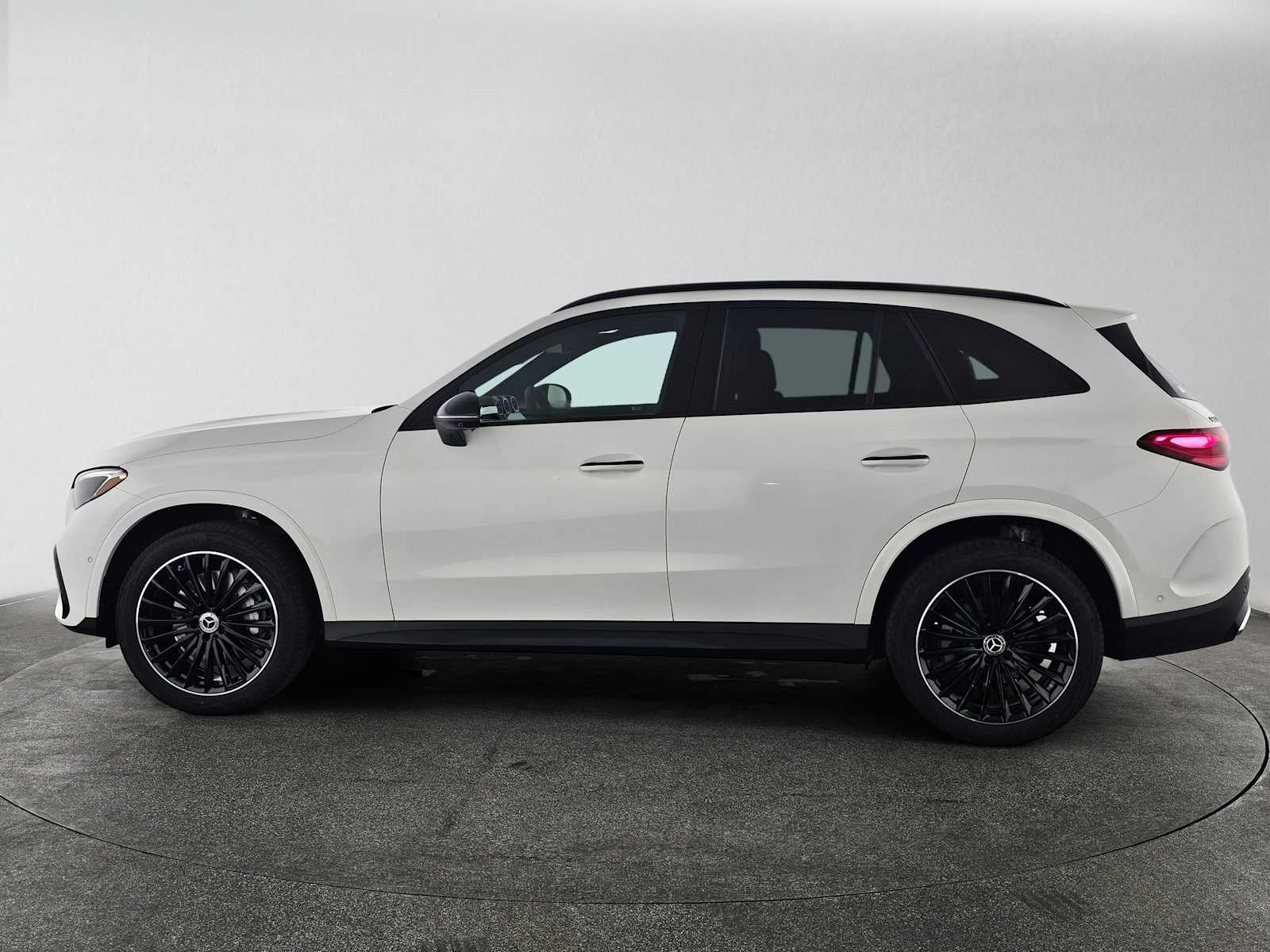 2027 Mercedes-Benz GLC 300 SUV