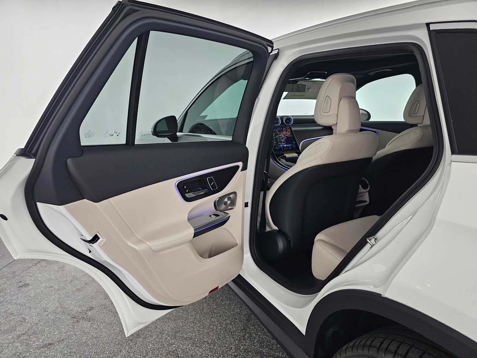 2027 Mercedes-Benz GLC 300 SUV