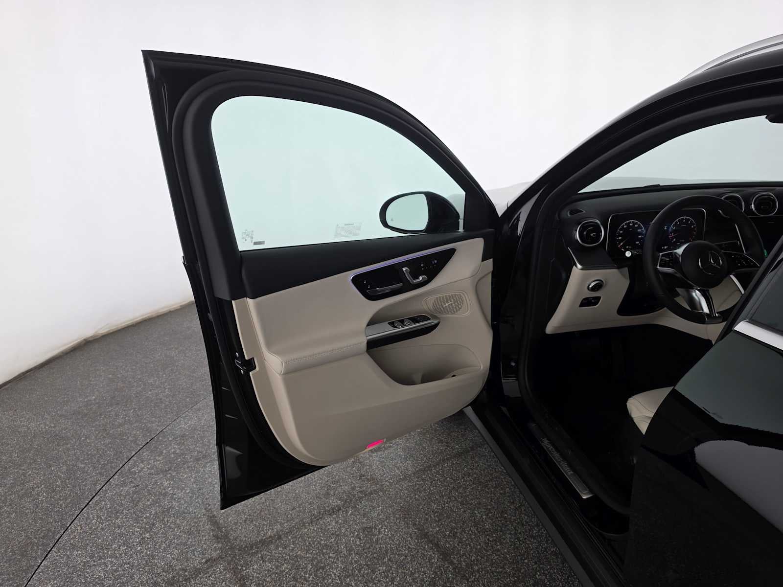 2027 Mercedes-Benz GLC 300 SUV