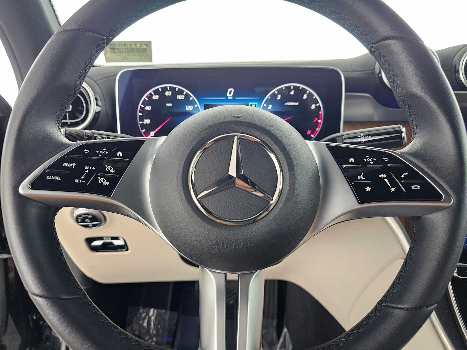 2024 Mercedes-Benz GLC GLC 300