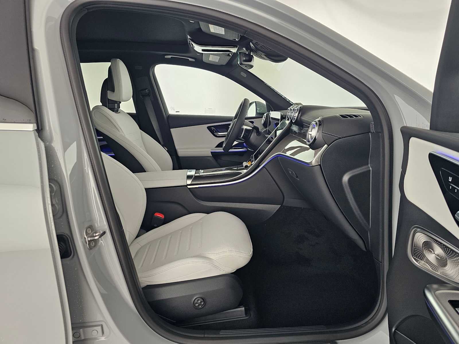 2027 Mercedes-Benz GLC 300 SUV