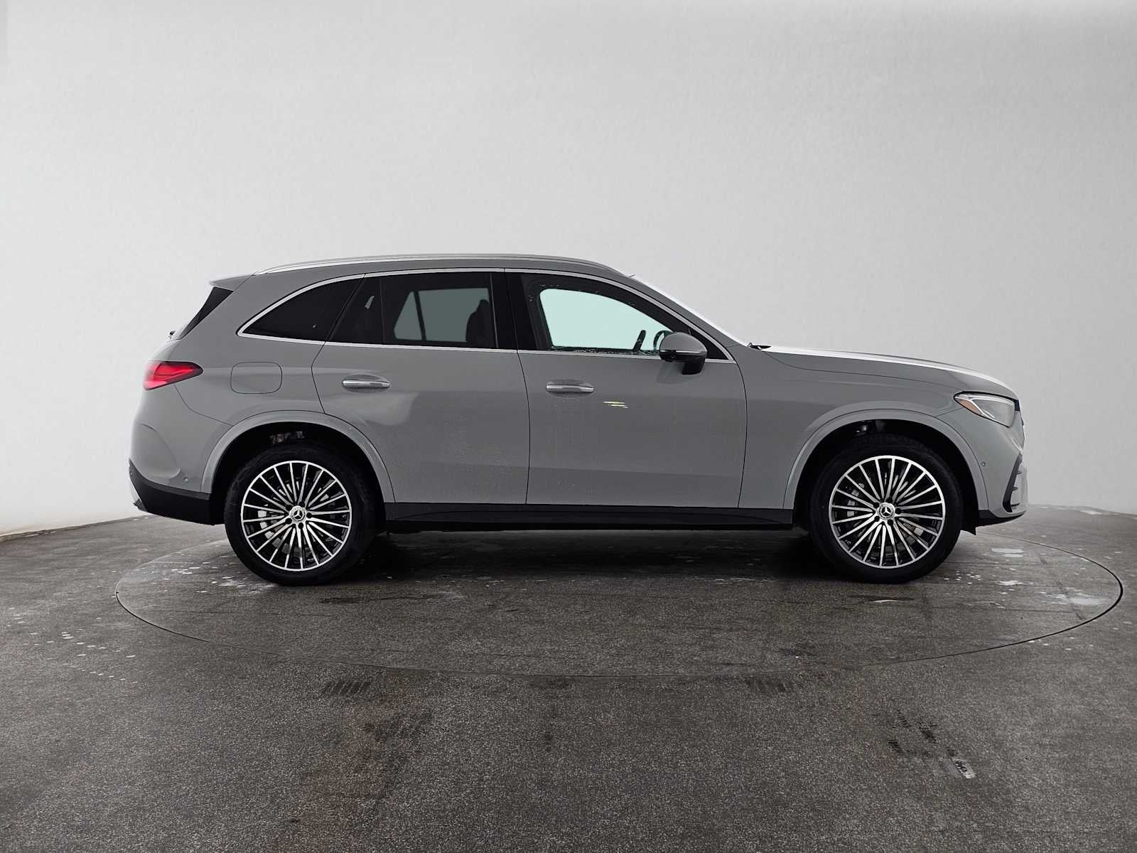 2027 Mercedes-Benz GLC 300 SUV