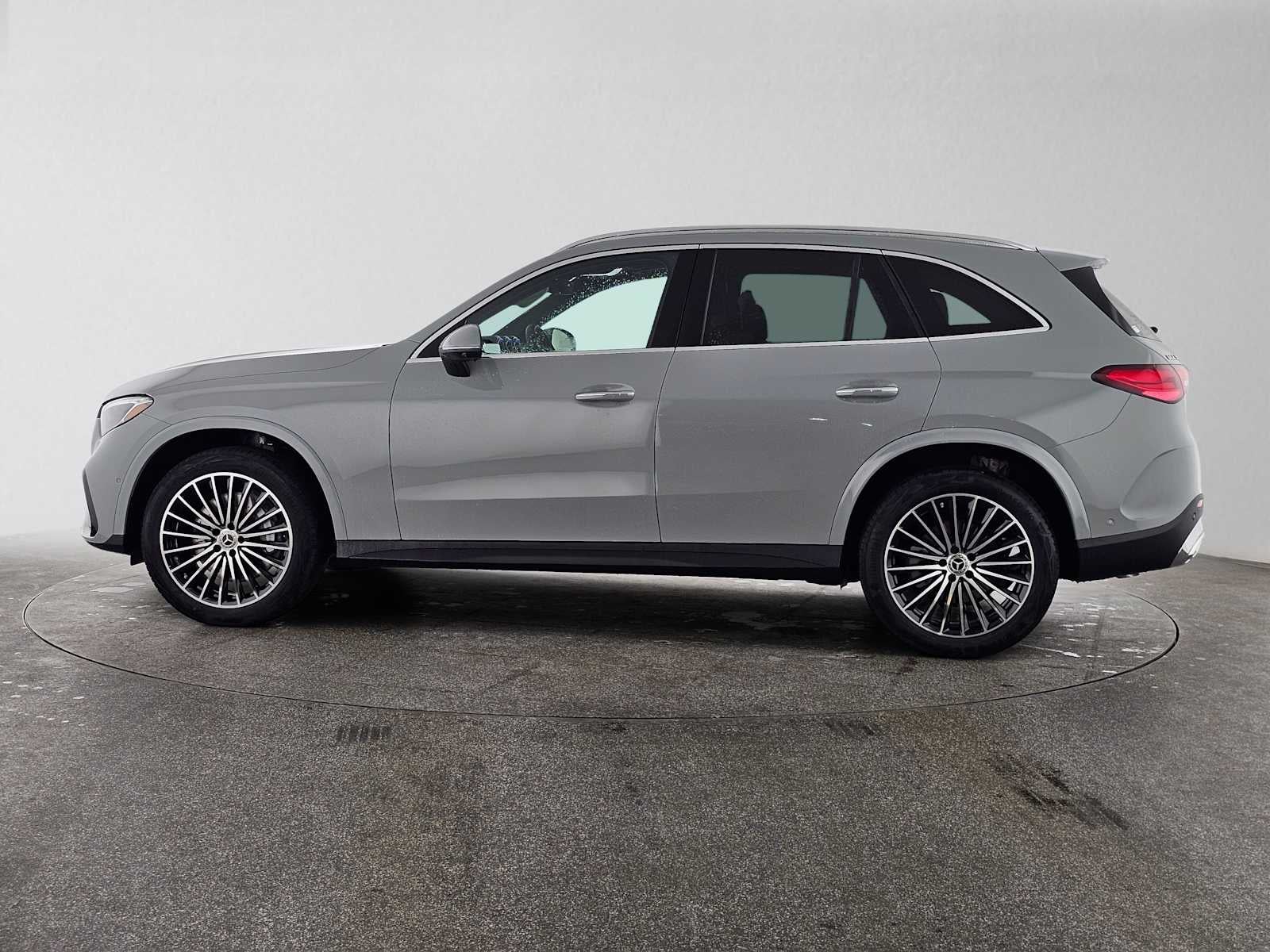 2027 Mercedes-Benz GLC 300 SUV