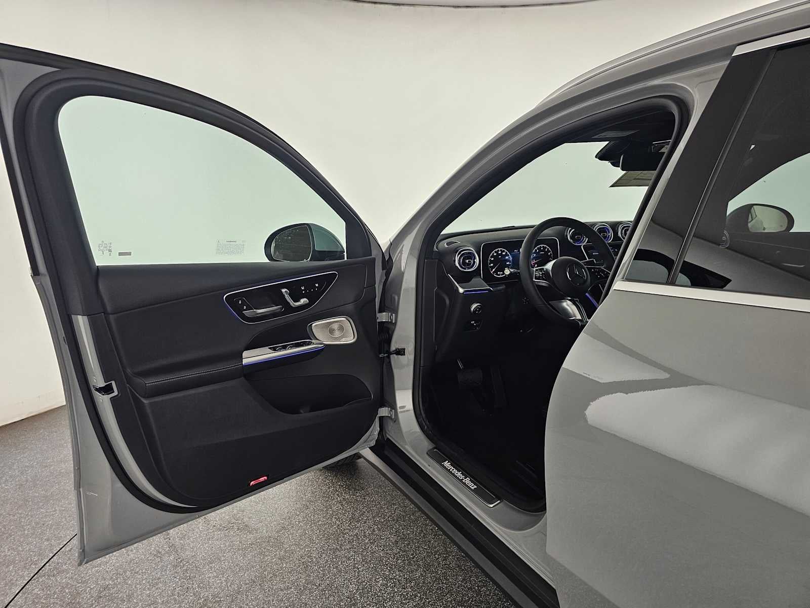 2026 Mercedes-Benz GLC 300 SUV