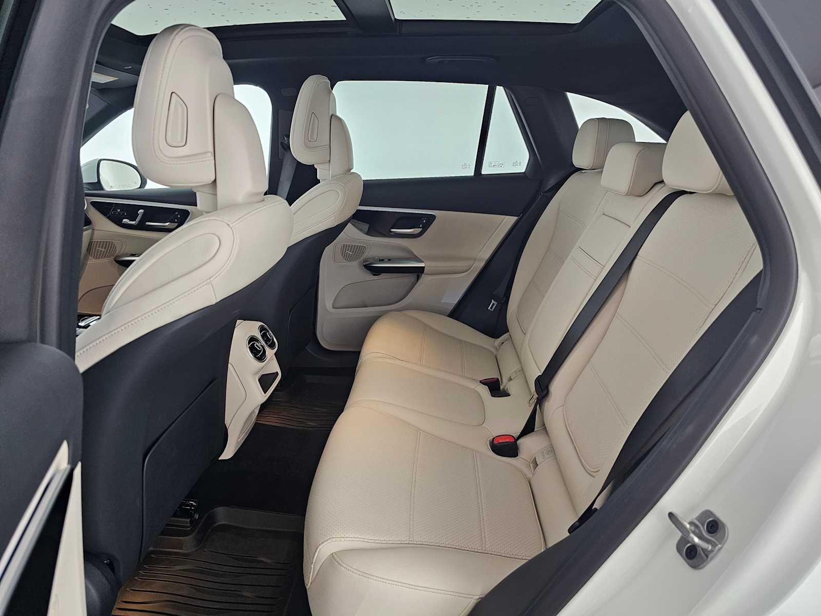 2026 Mercedes-Benz GLC 300 SUV