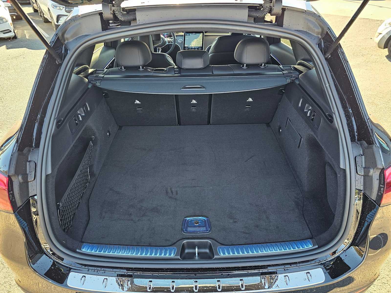 2027 Mercedes-Benz GLC 300 SUV