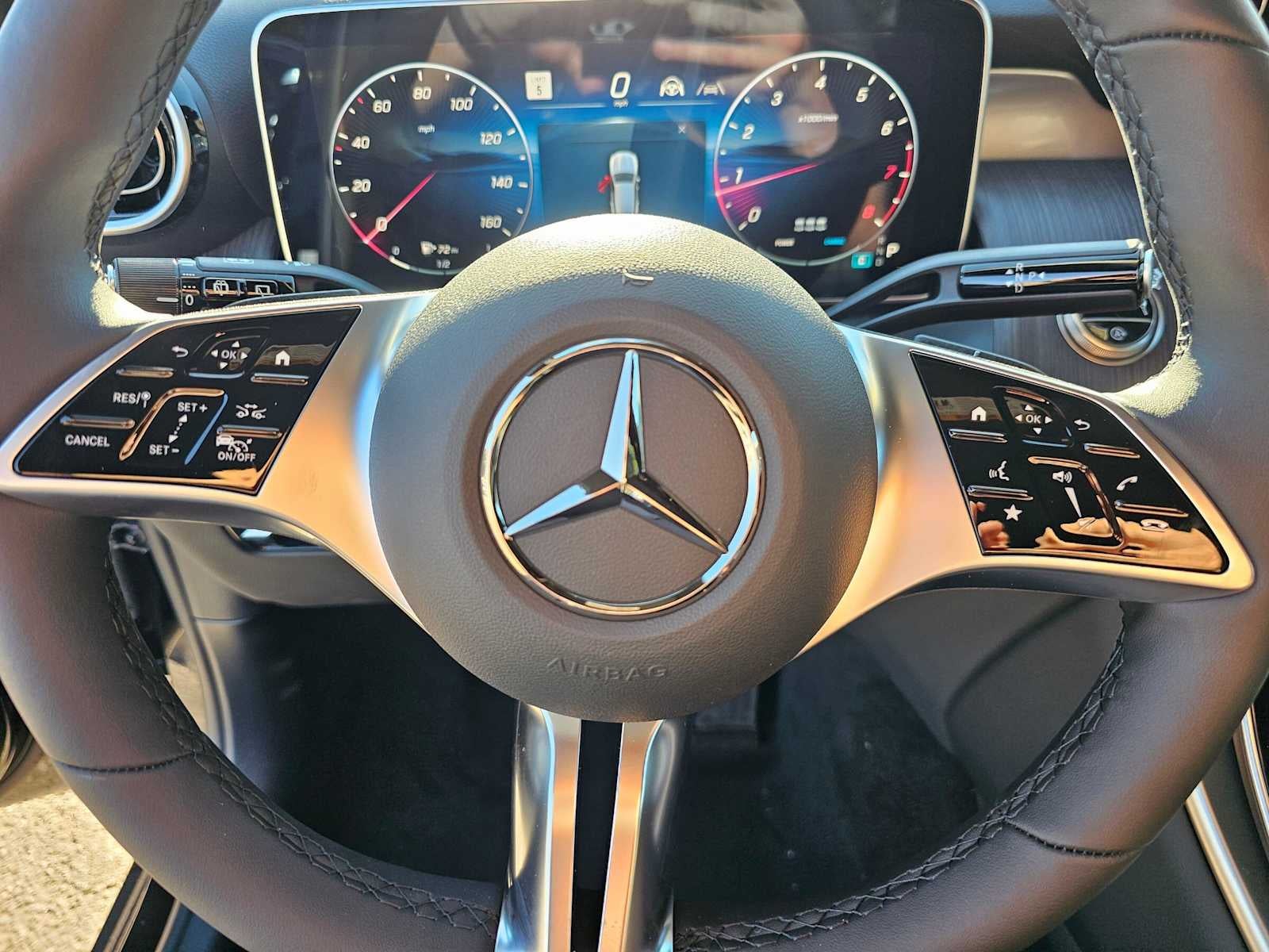 2027 Mercedes-Benz GLC 300 SUV