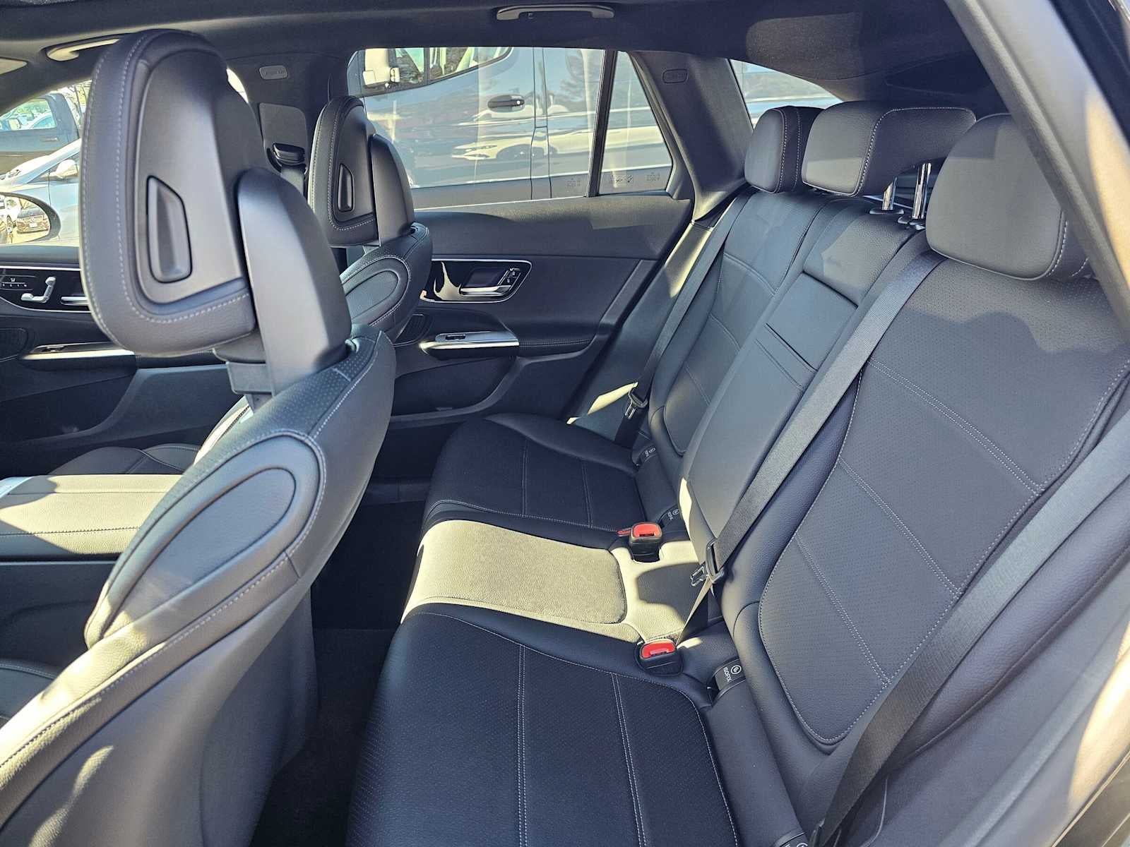 2027 Mercedes-Benz GLC 300 SUV