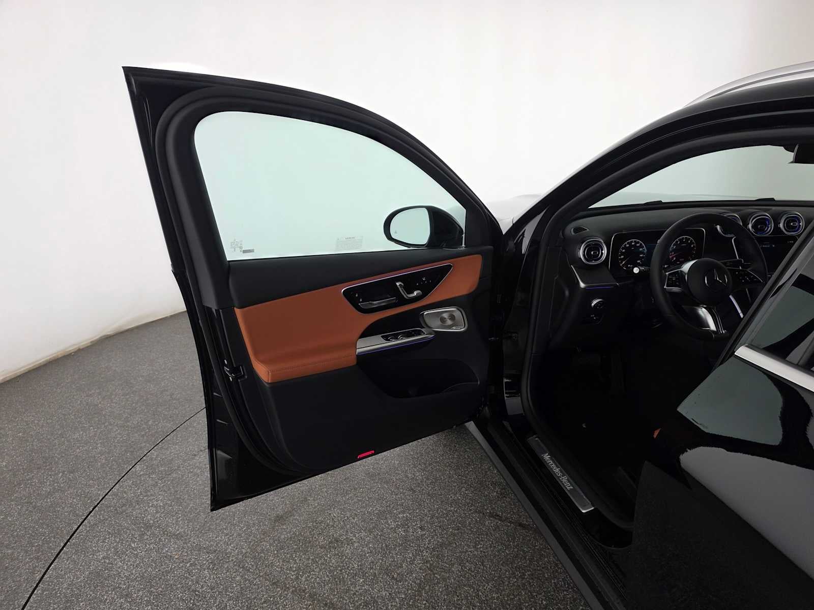 2027 Mercedes-Benz GLC 300 SUV
