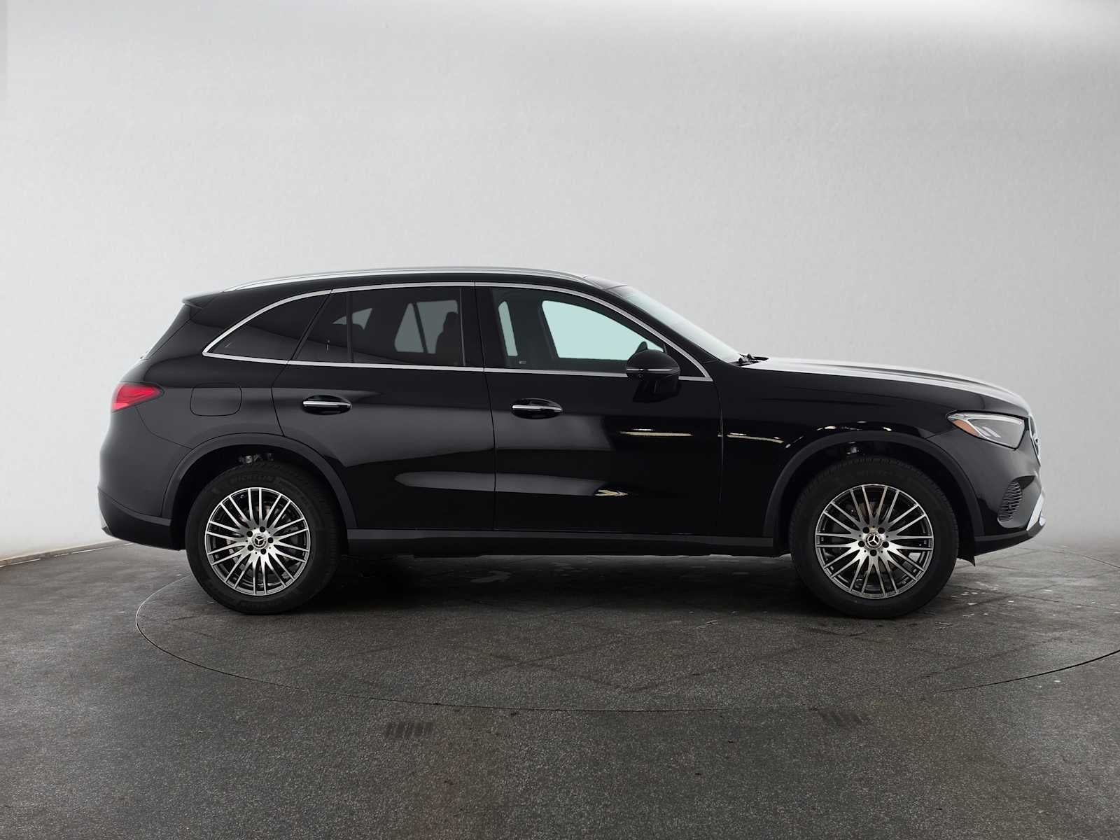 2027 Mercedes-Benz GLC 300 SUV