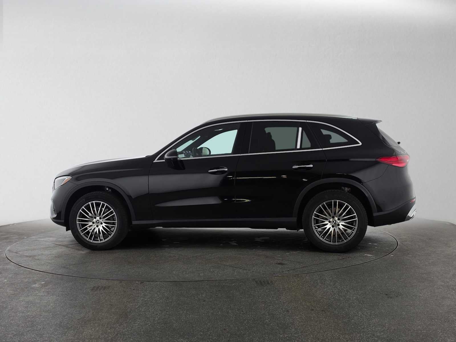 2027 Mercedes-Benz GLC 300 SUV