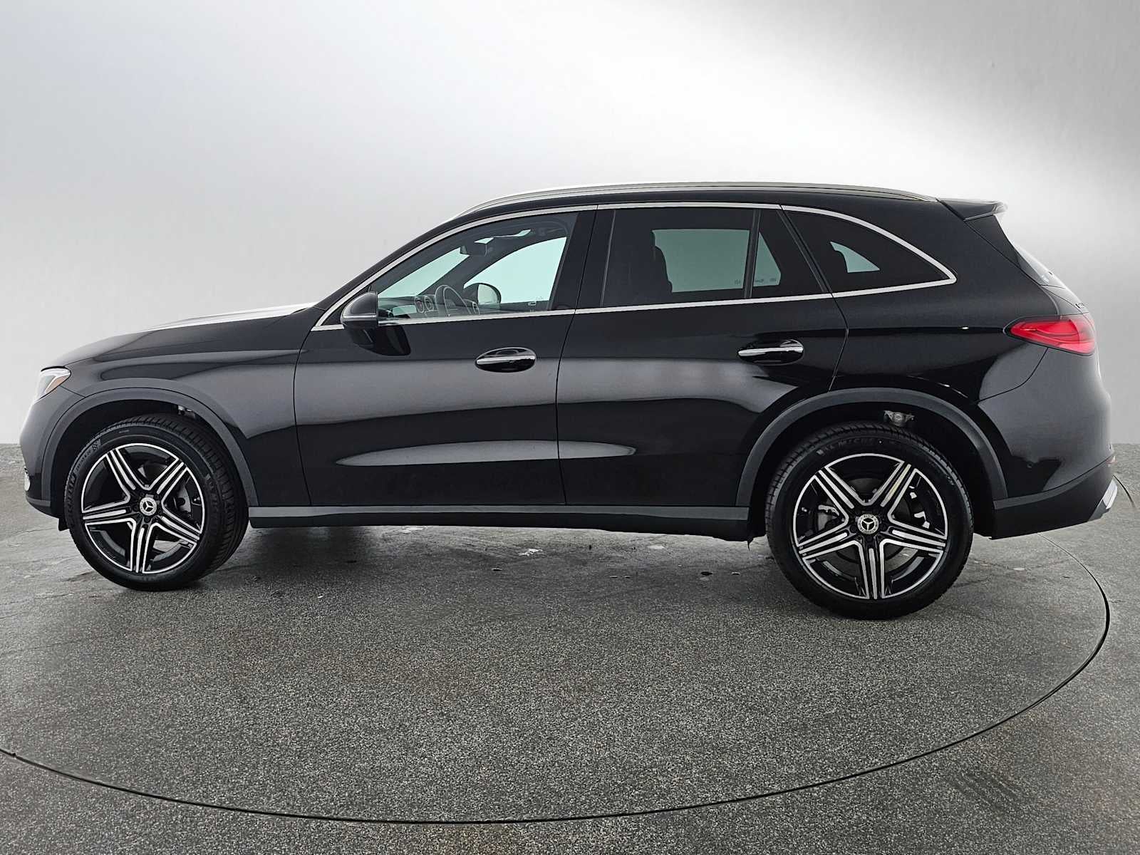 2026 Mercedes-Benz GLC 300 SUV