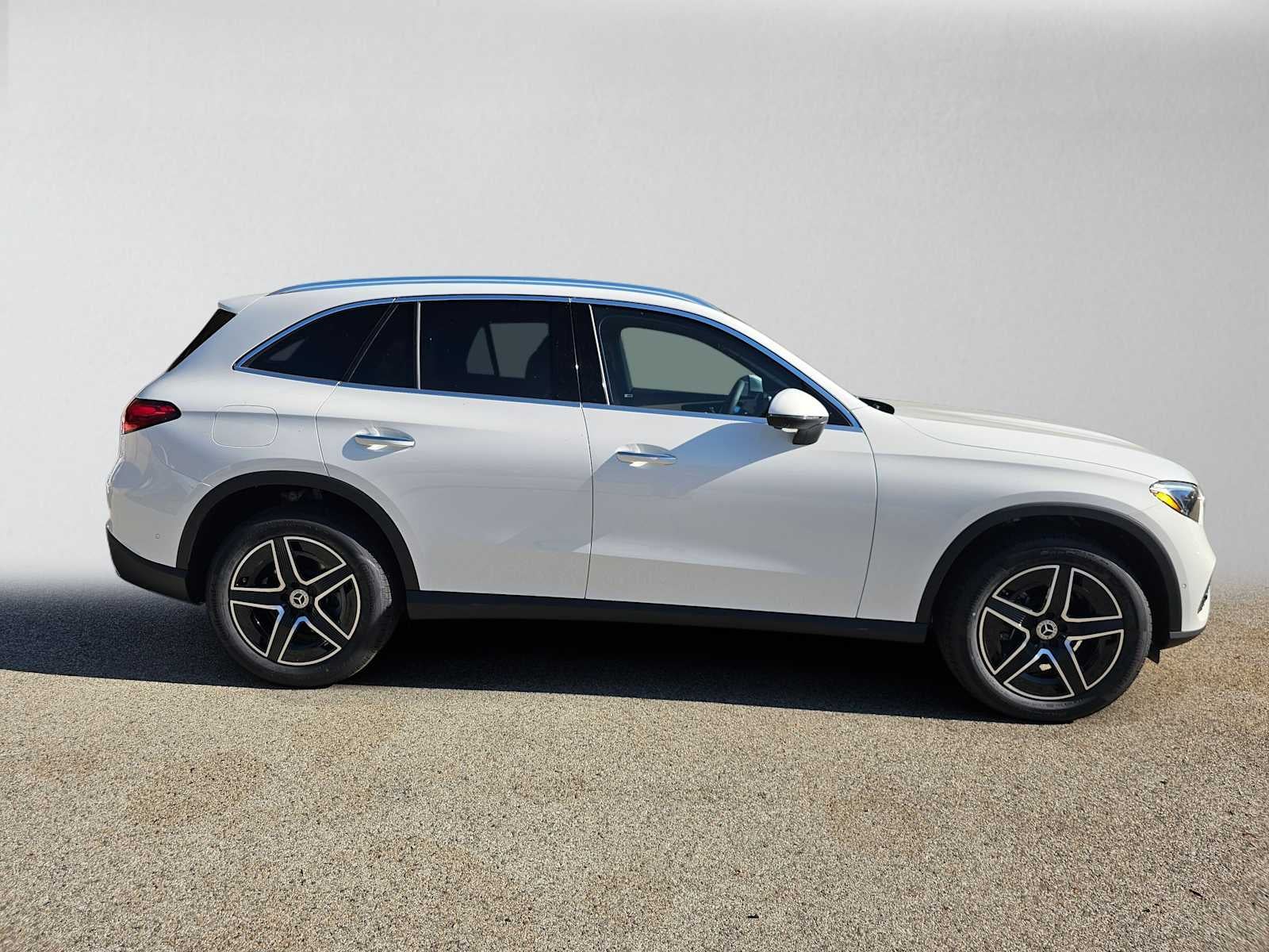 2026 Mercedes-Benz GLC 300 SUV