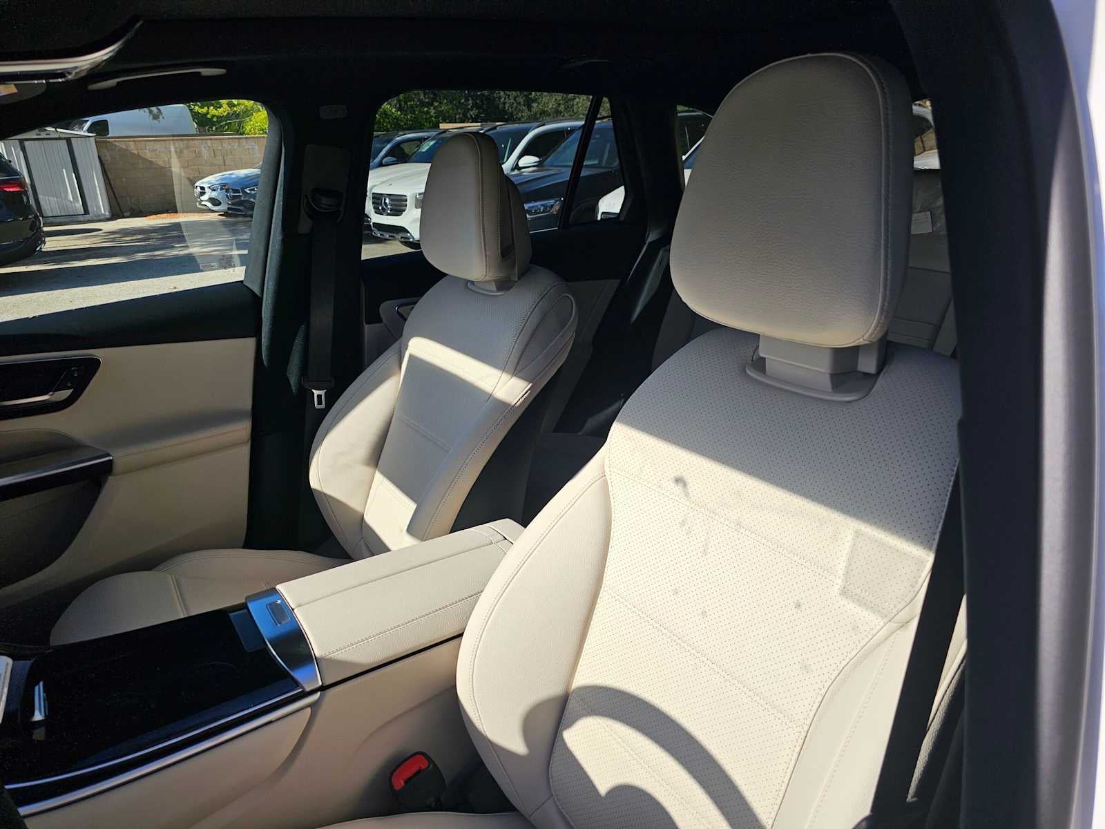 2026 Mercedes-Benz GLC 300 SUV