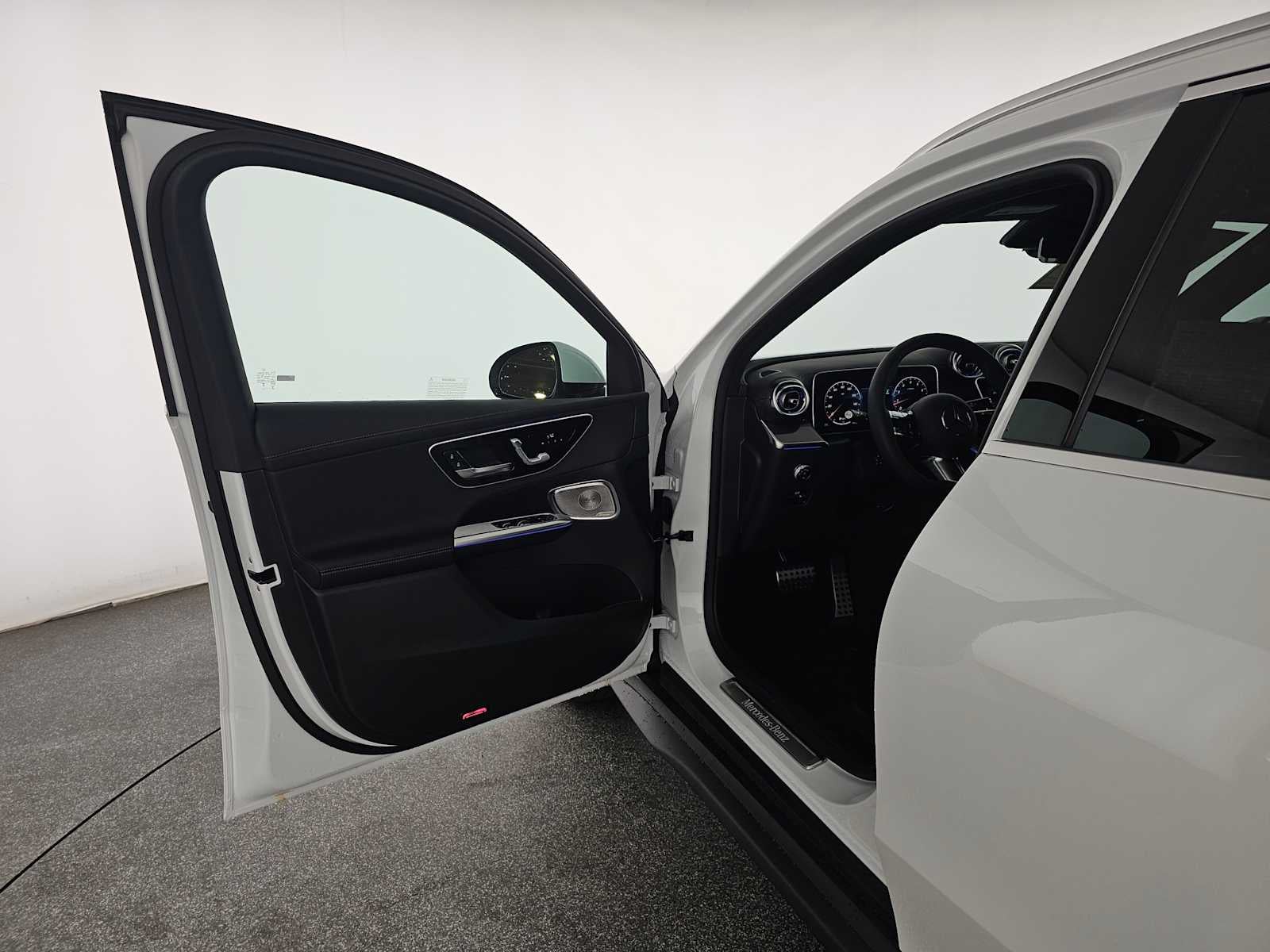 2026 Mercedes-Benz GLC 300 SUV