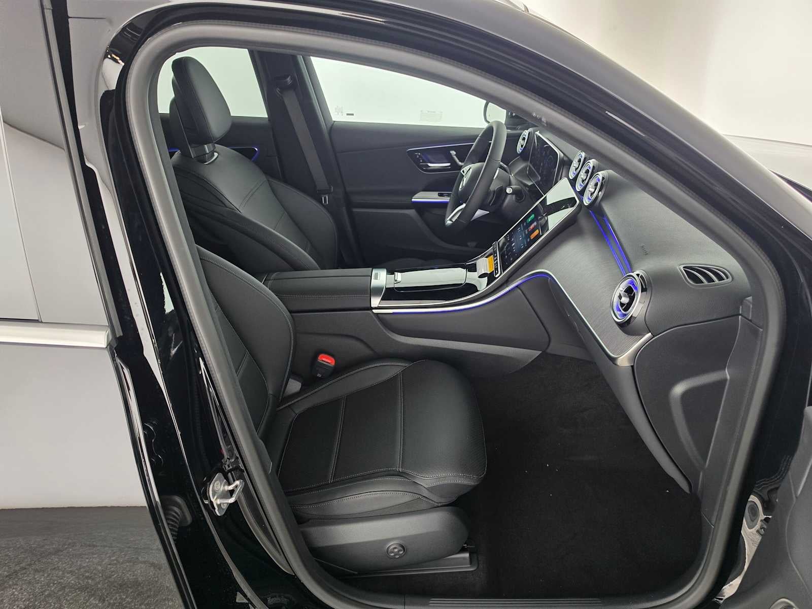 2027 Mercedes-Benz GLC 300 SUV