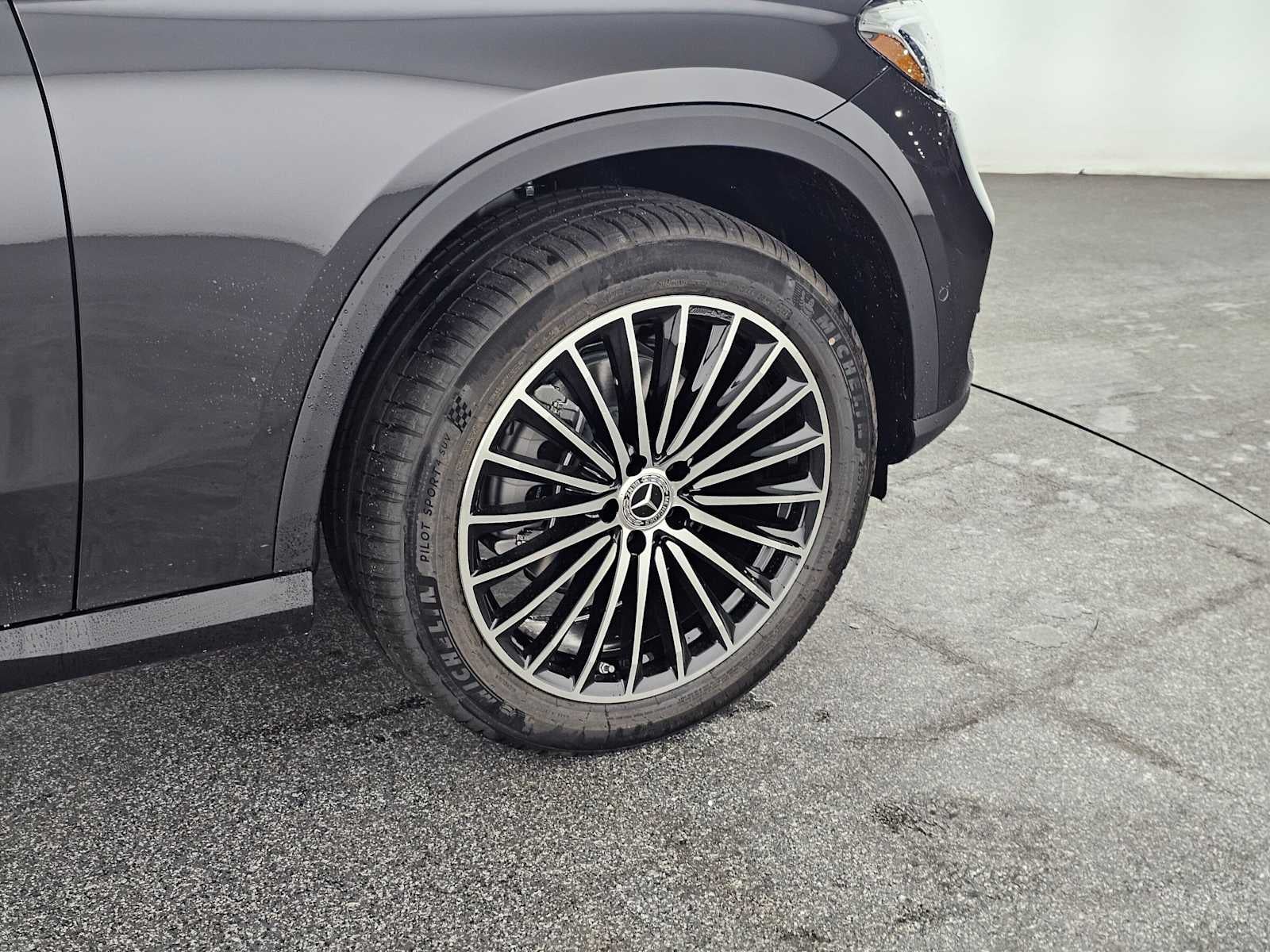 2027 Mercedes-Benz GLC 300 SUV