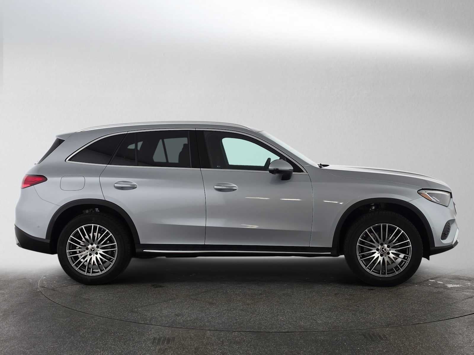 2027 Mercedes-Benz GLC 300 SUV