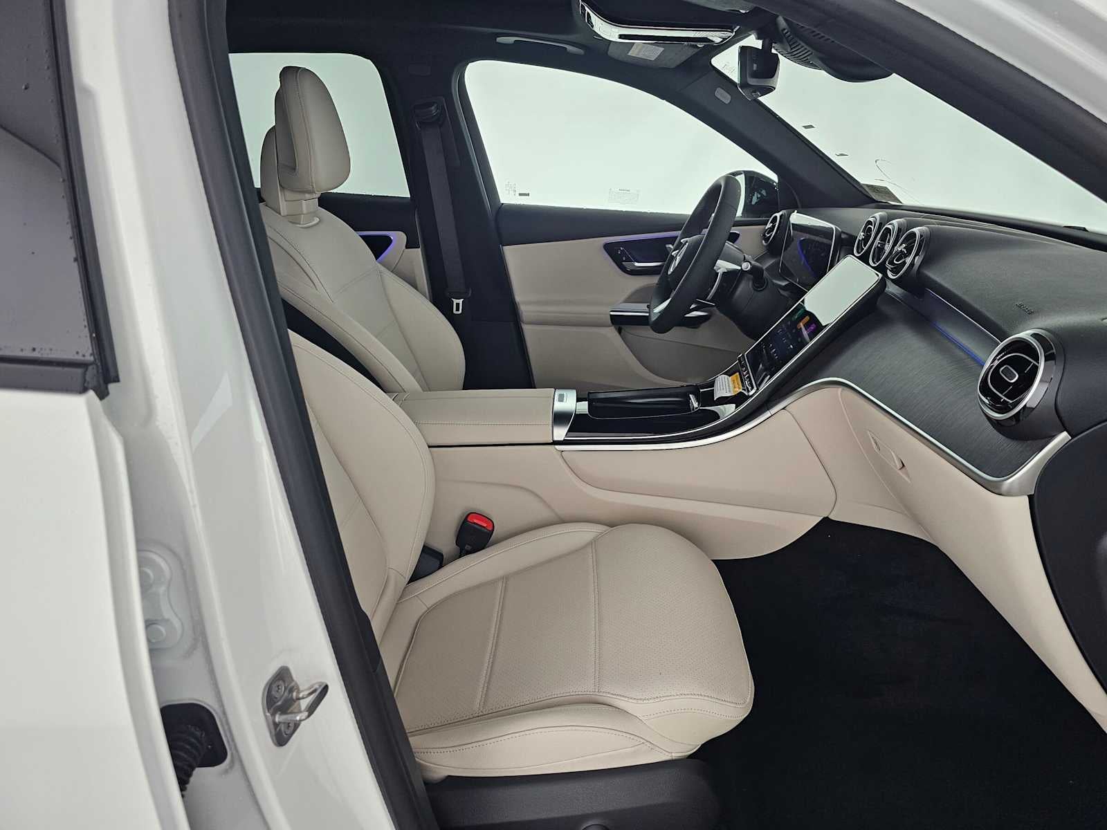 2027 Mercedes-Benz GLC 300 SUV