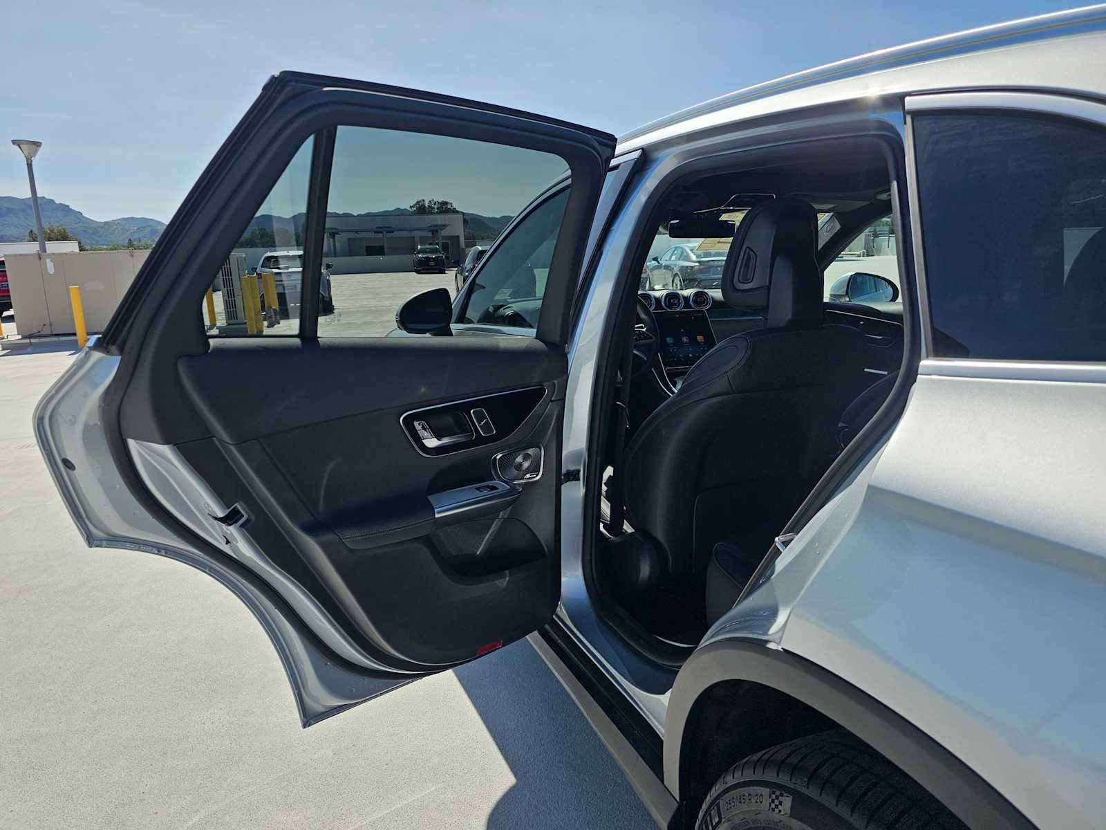 2026 Mercedes-Benz GLC 300 4MATIC® SUV