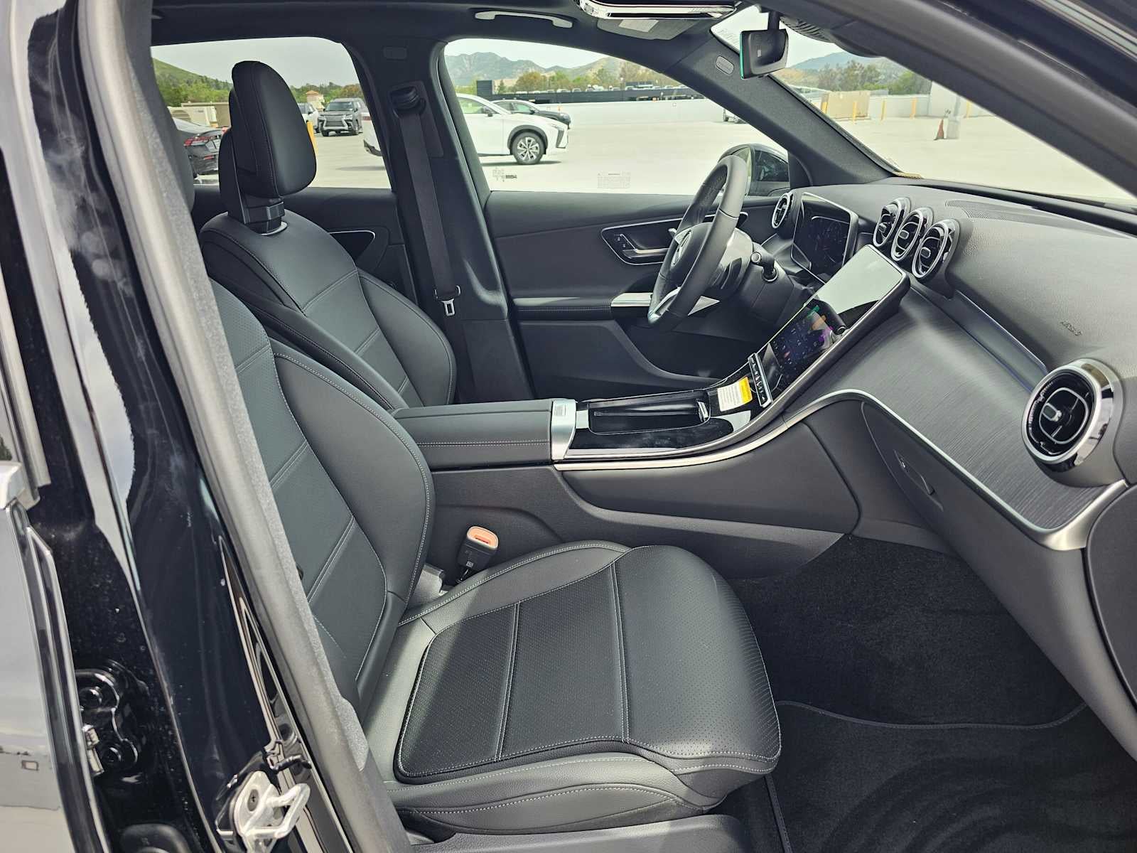 2026 Mercedes-Benz GLC 300 4MATIC® SUV