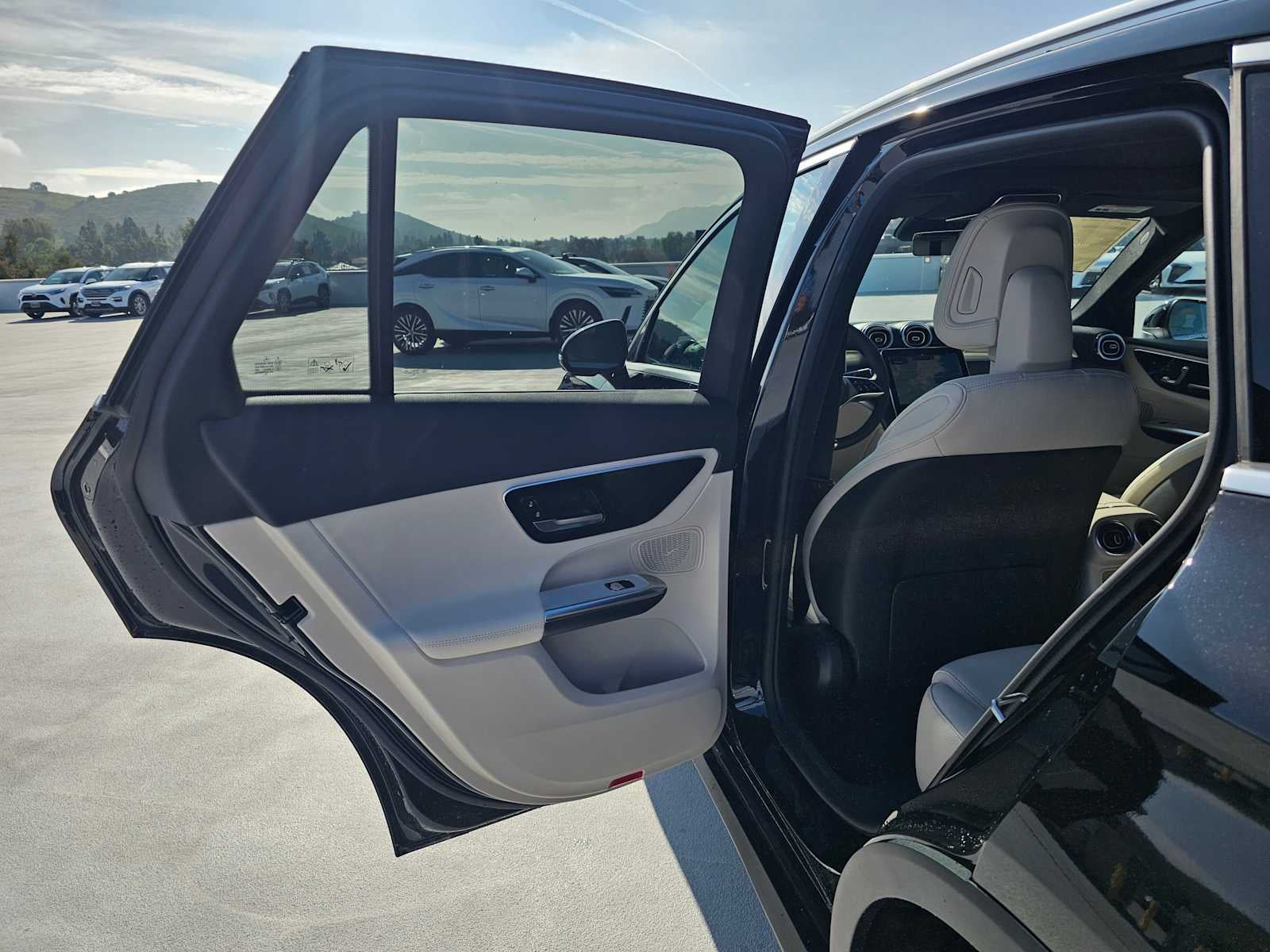 2026 Mercedes-Benz GLC 300 4MATIC® SUV