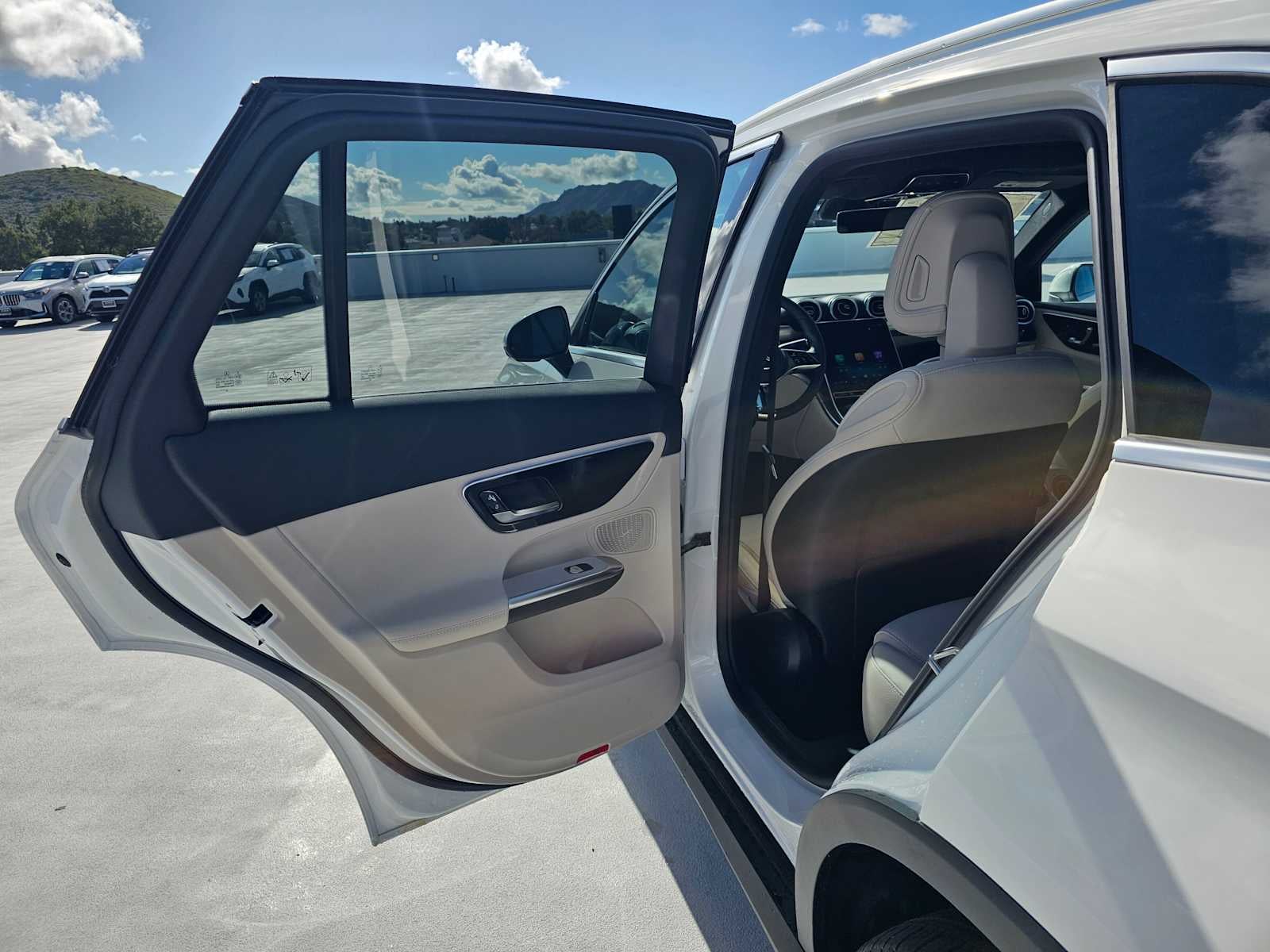 2026 Mercedes-Benz GLC 300 4MATIC® SUV