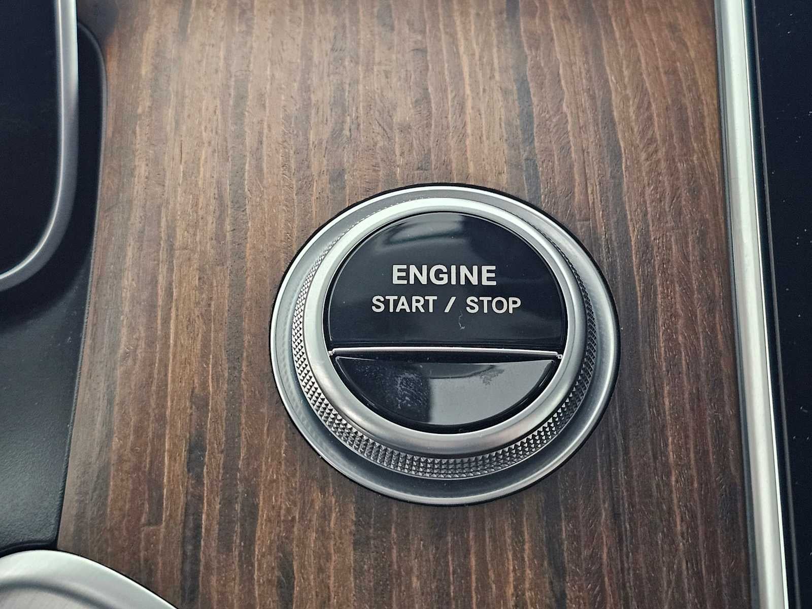 2025 Mercedes-Benz GLC 350e 4MATIC® SUV