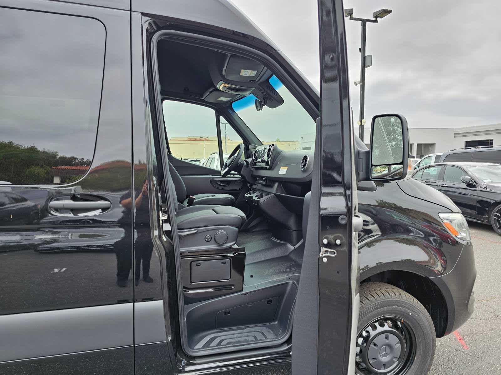 2024 Mercedes-Benz Sprinter 3500XD High Roof I4 Diesel HO 170" Extended RWD