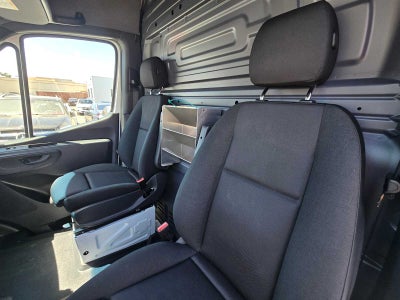 2025 Mercedes-Benz Sprinter 2500 Standard Roof I4 Diesel HO 144" RWD