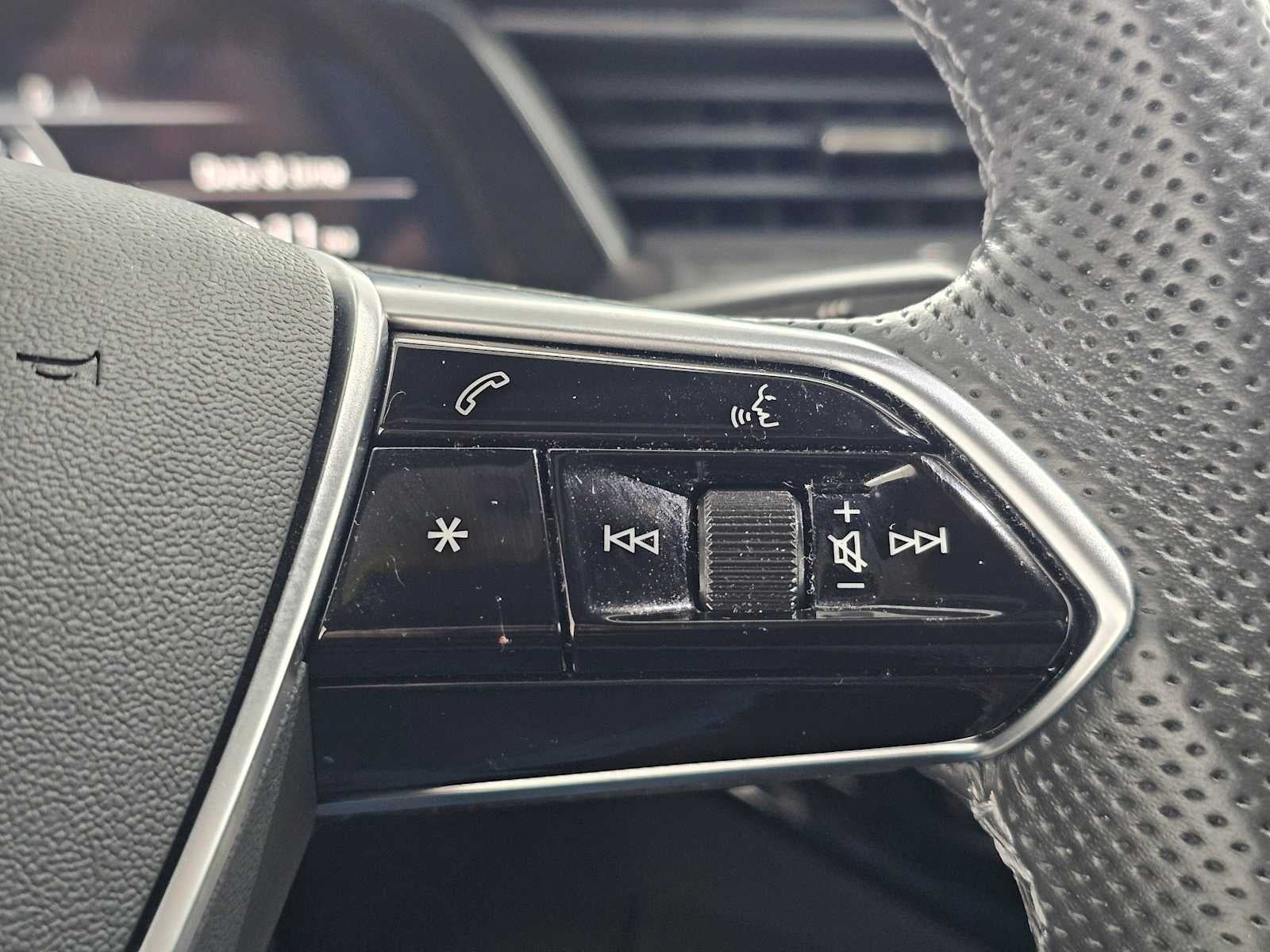 2022 Audi e-tron S Sportback Prestige