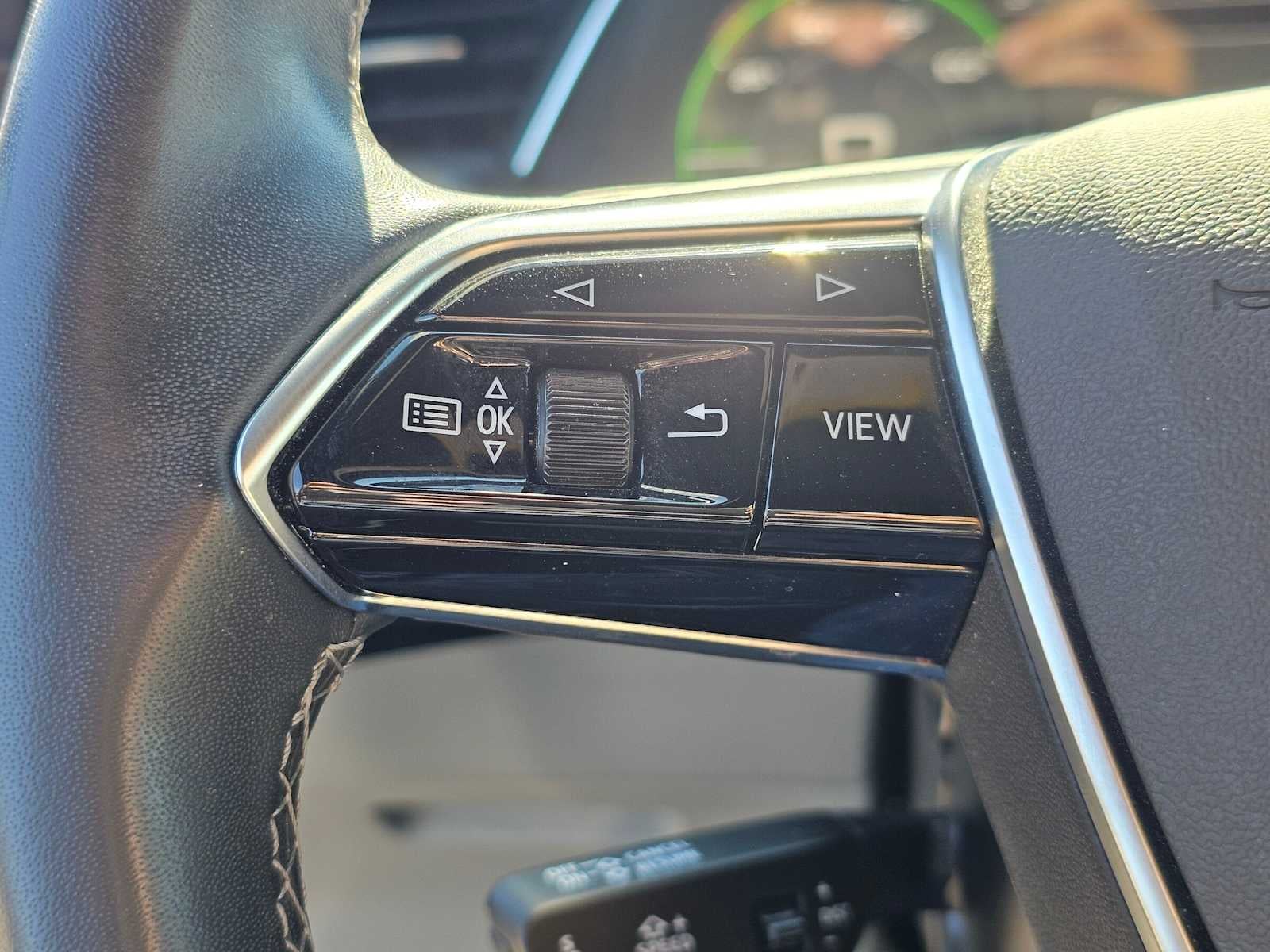 2024 Audi Q8 e-tron Prestige