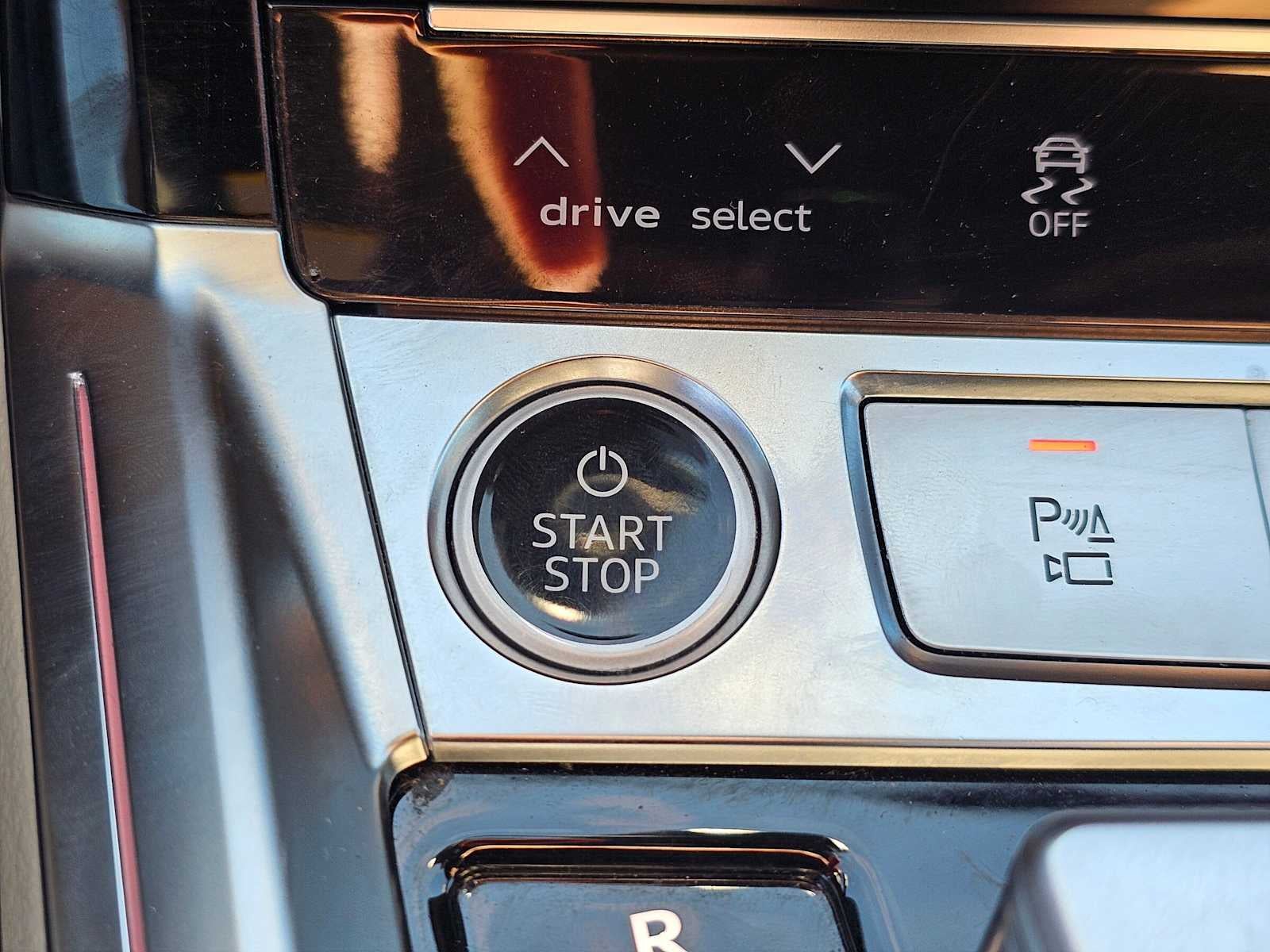 2024 Audi Q8 e-tron Prestige