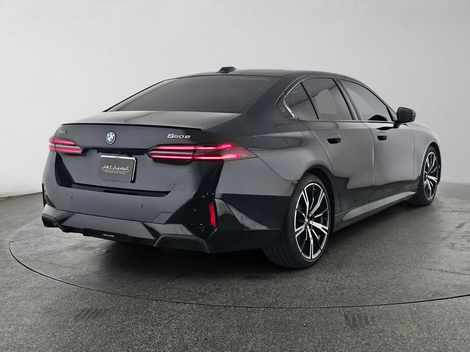 2026 BMW 550e xDrive 550e xDrive