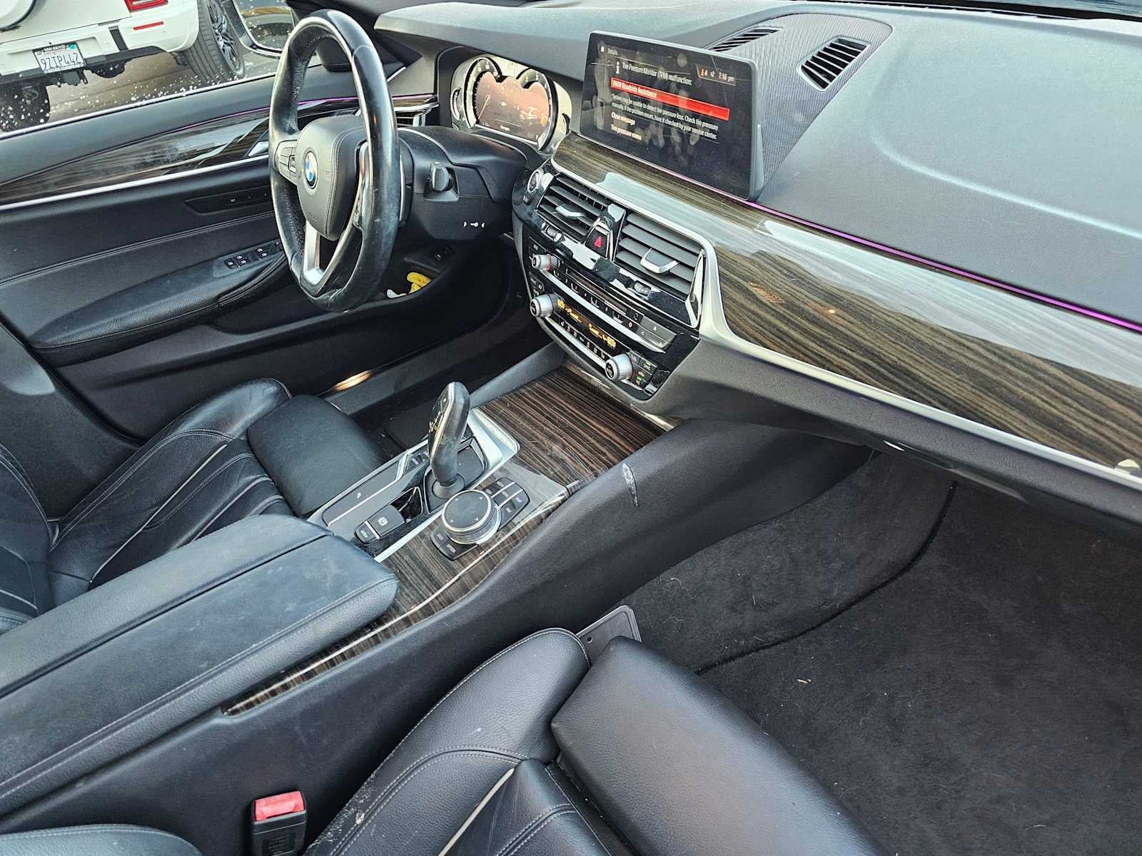 2018 BMW 540i 540i